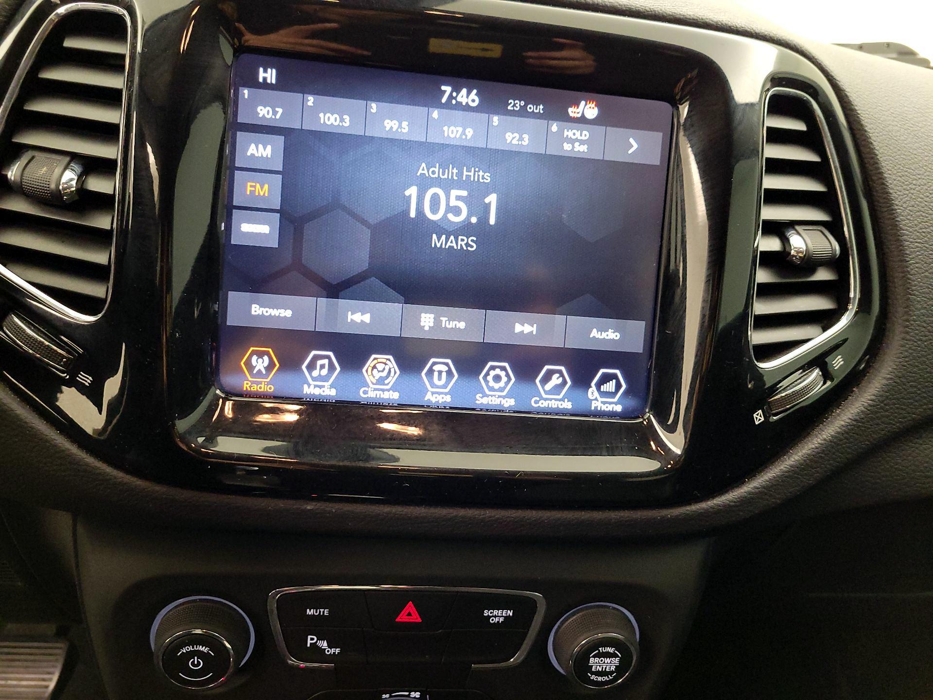 Thumbnail: 2018 Jeep Compass - 15