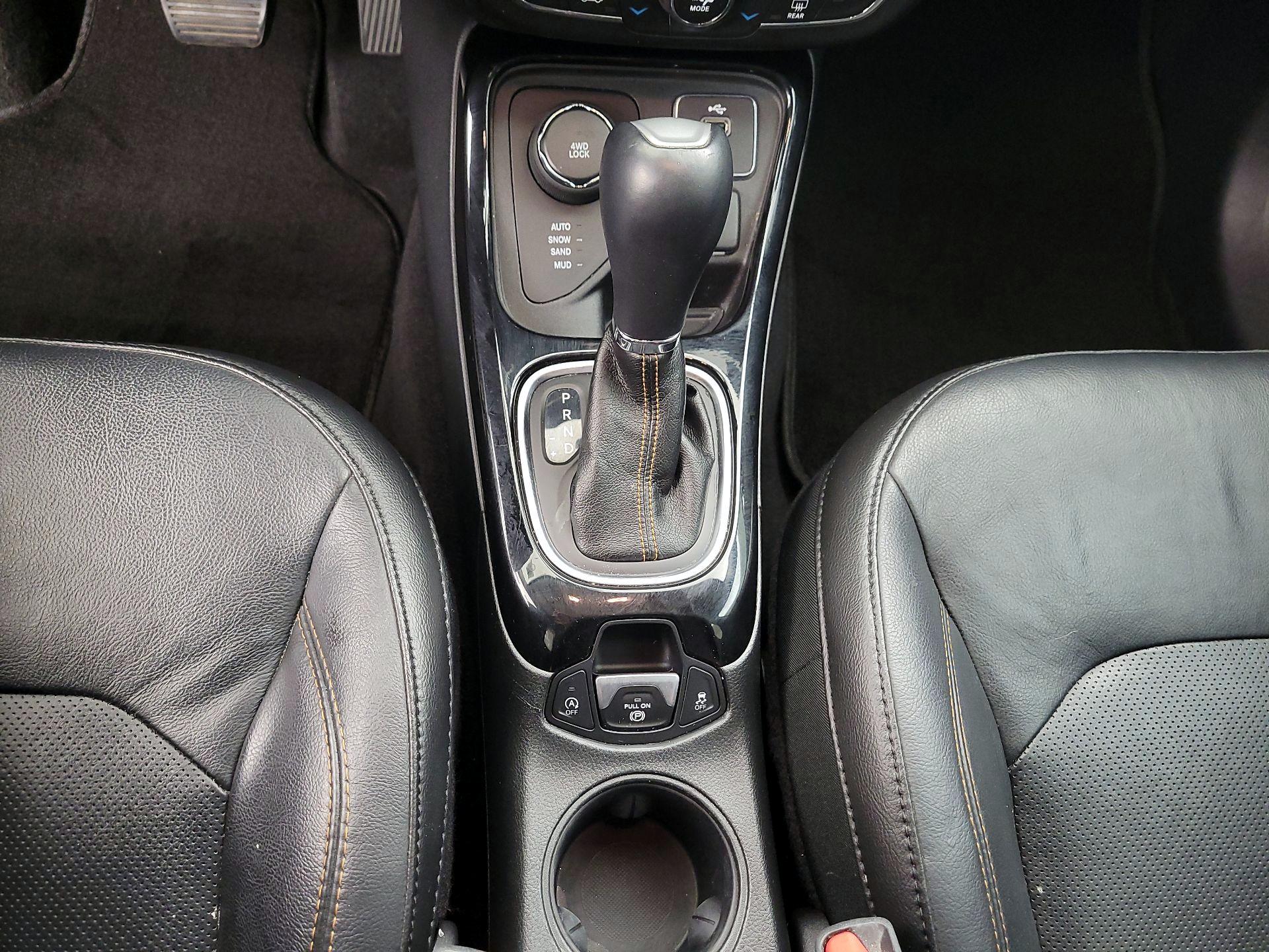 Thumbnail: 2018 Jeep Compass - 17