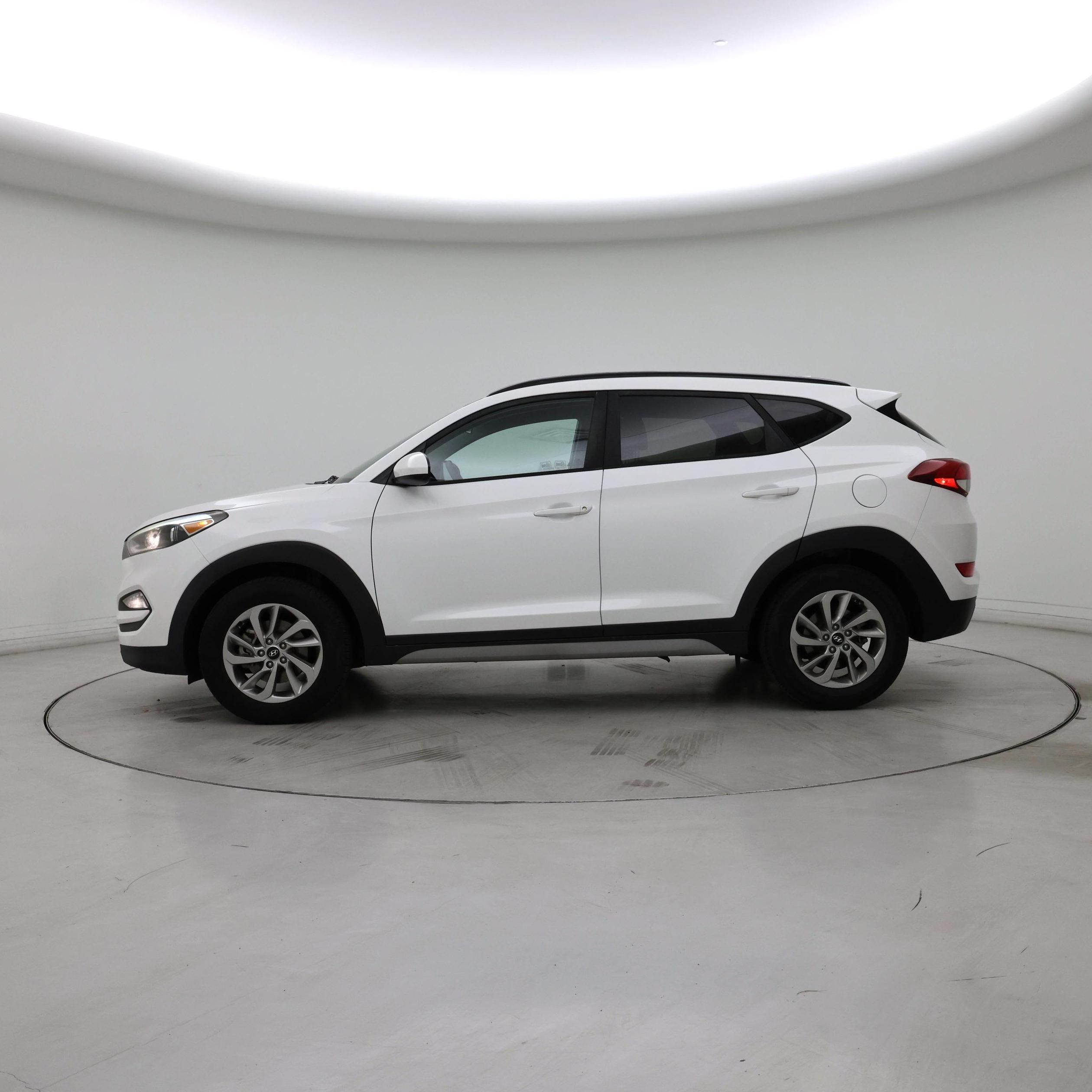 Thumbnail: 2018 Hyundai Tucson - 3