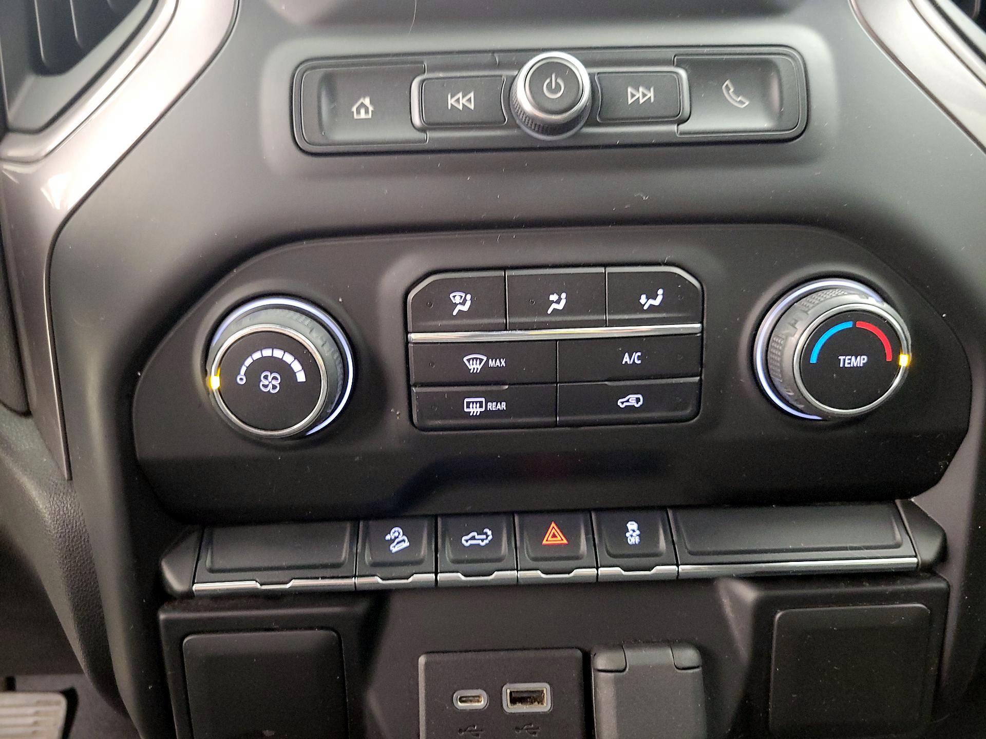 Thumbnail: 2021 Chevrolet Silverado 1500 - 16