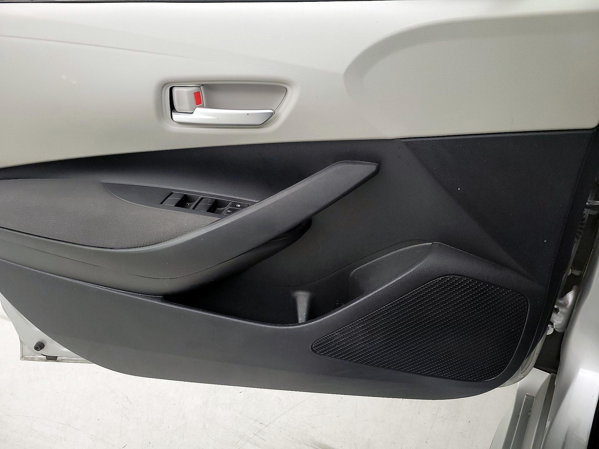 Thumbnail: 2021 Toyota Corolla - 12