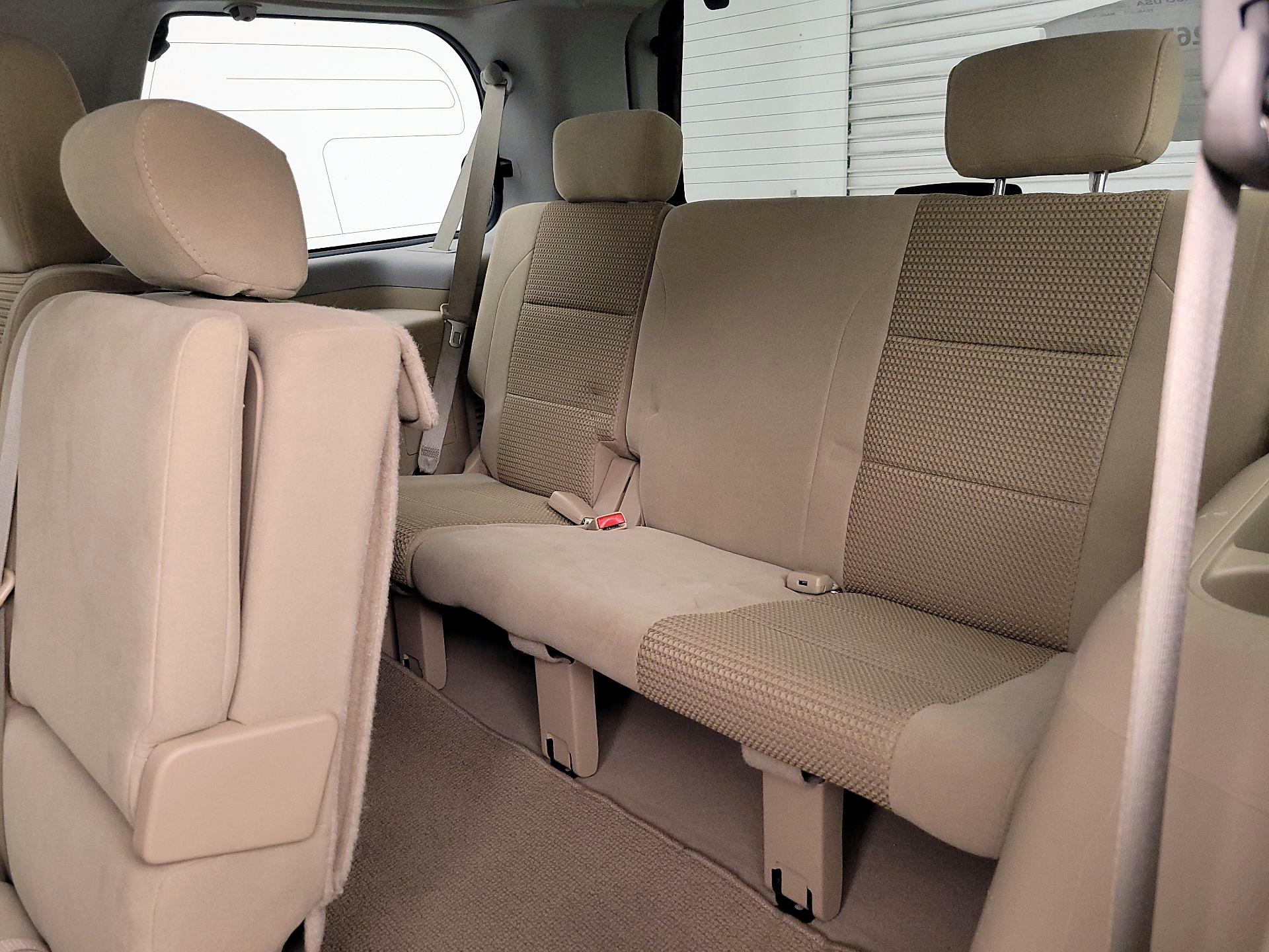 Thumbnail: 2015 Nissan Armada - 19