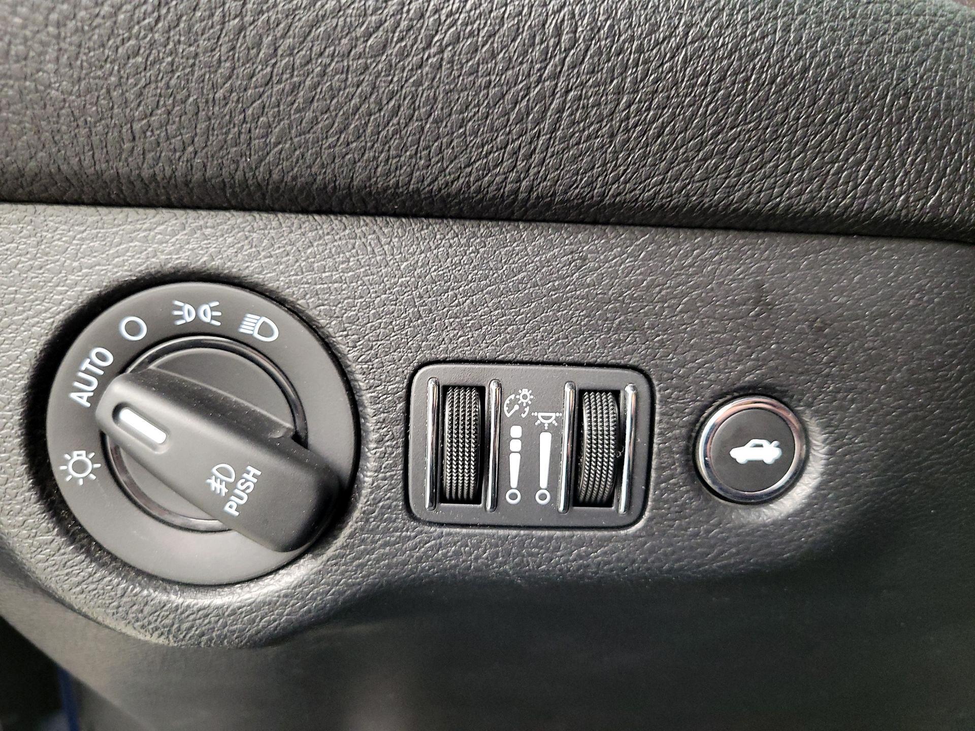 Thumbnail: 2022 Dodge Challenger - 13