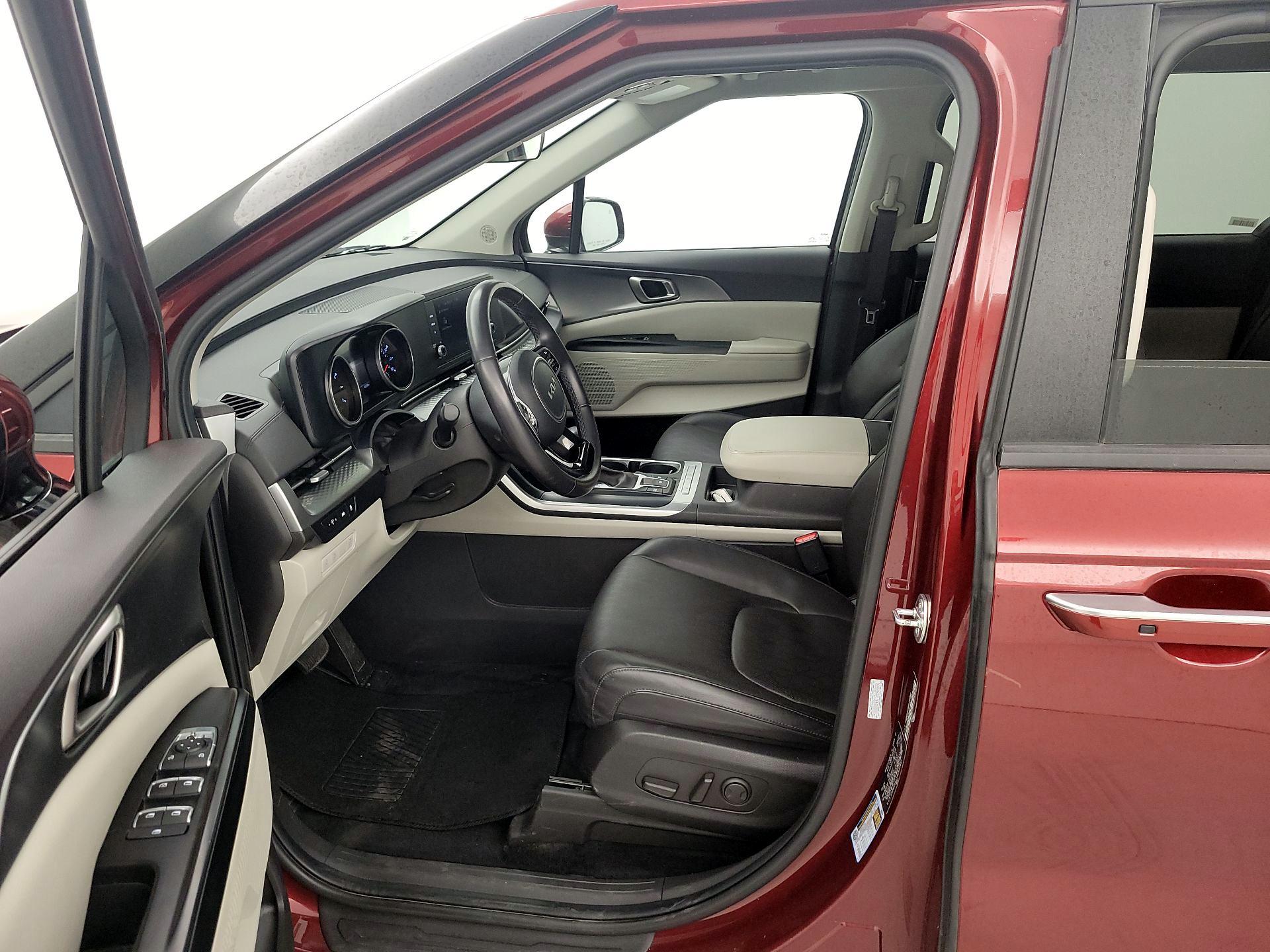 Thumbnail: 2024 Kia Carnival - 11