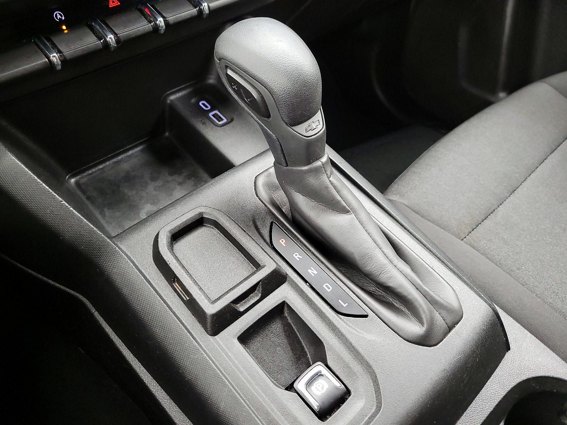 Thumbnail: 2023 Chevrolet Colorado - 15