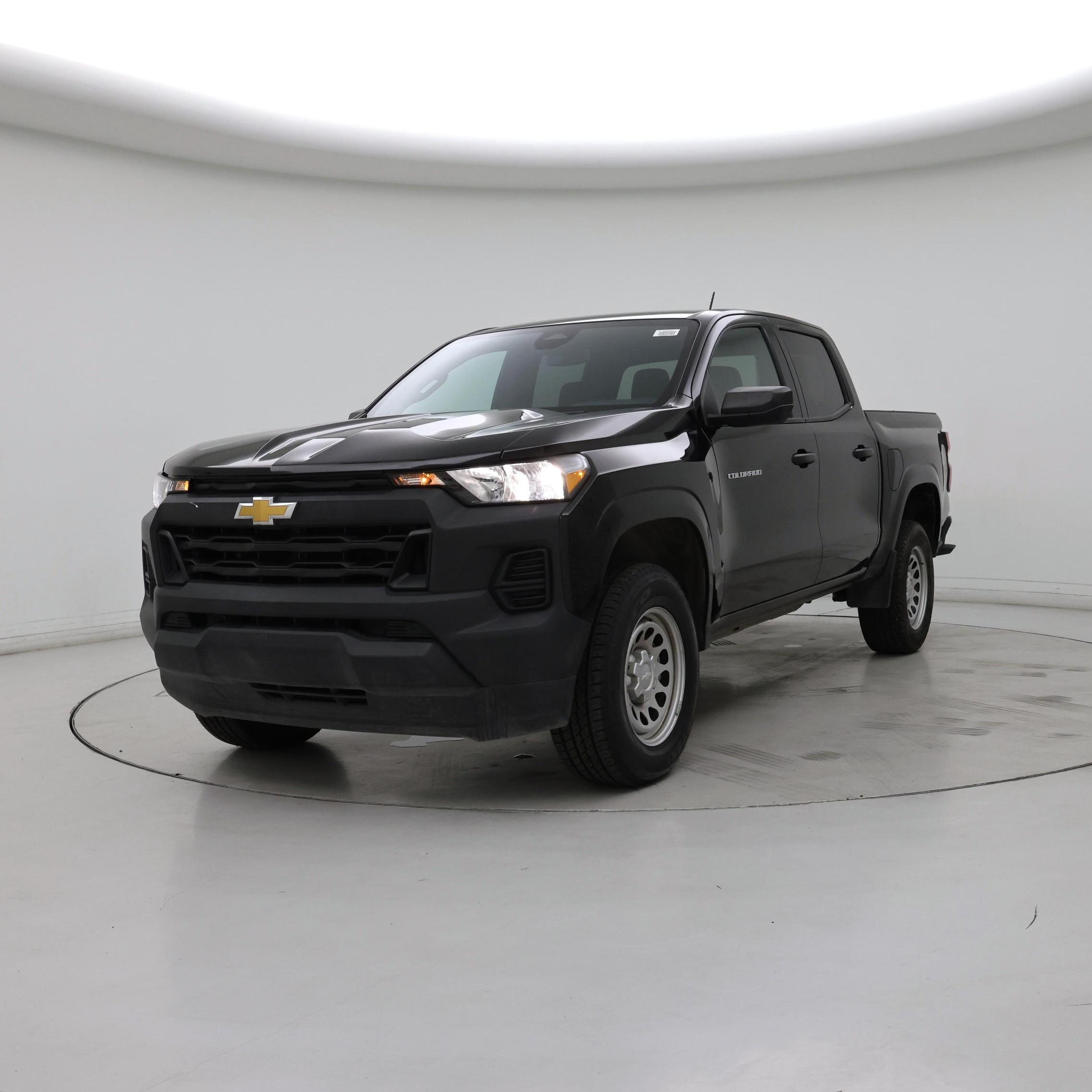Thumbnail: 2023 Chevrolet Colorado - 4