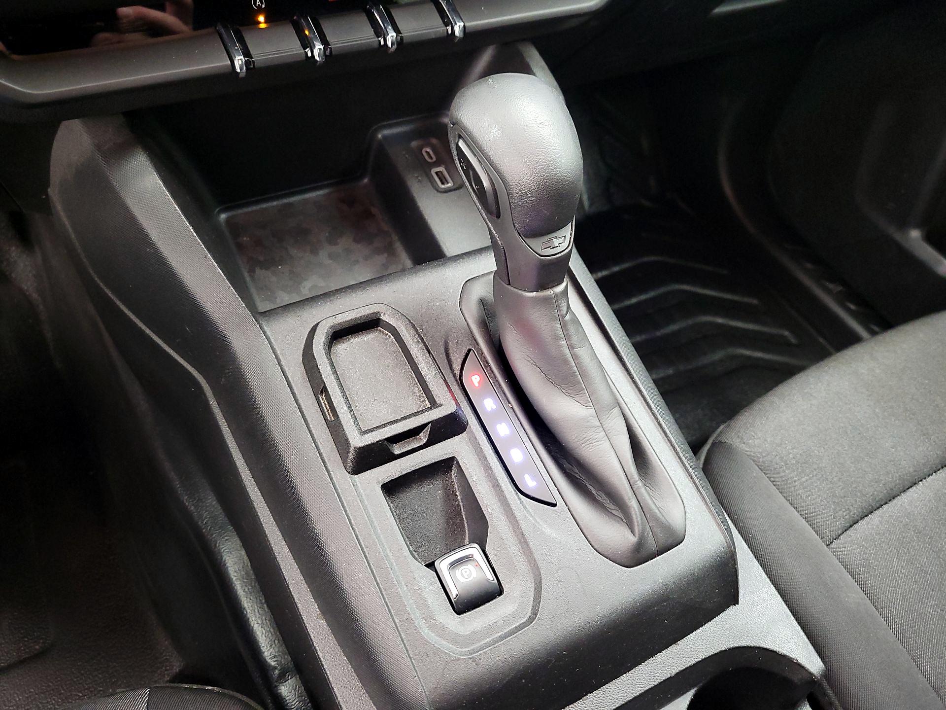 Thumbnail: 2023 Chevrolet Colorado - 15