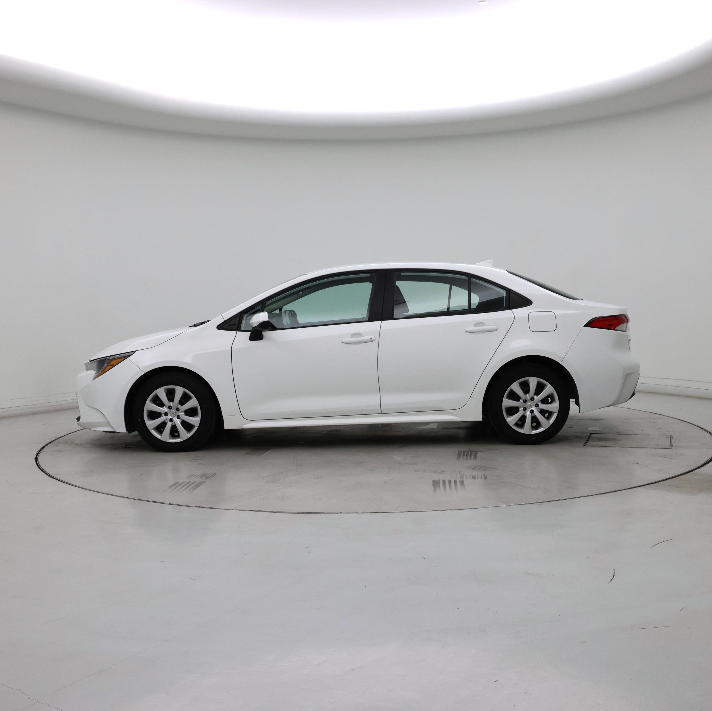 Thumbnail: 2024 Toyota Corolla - 3