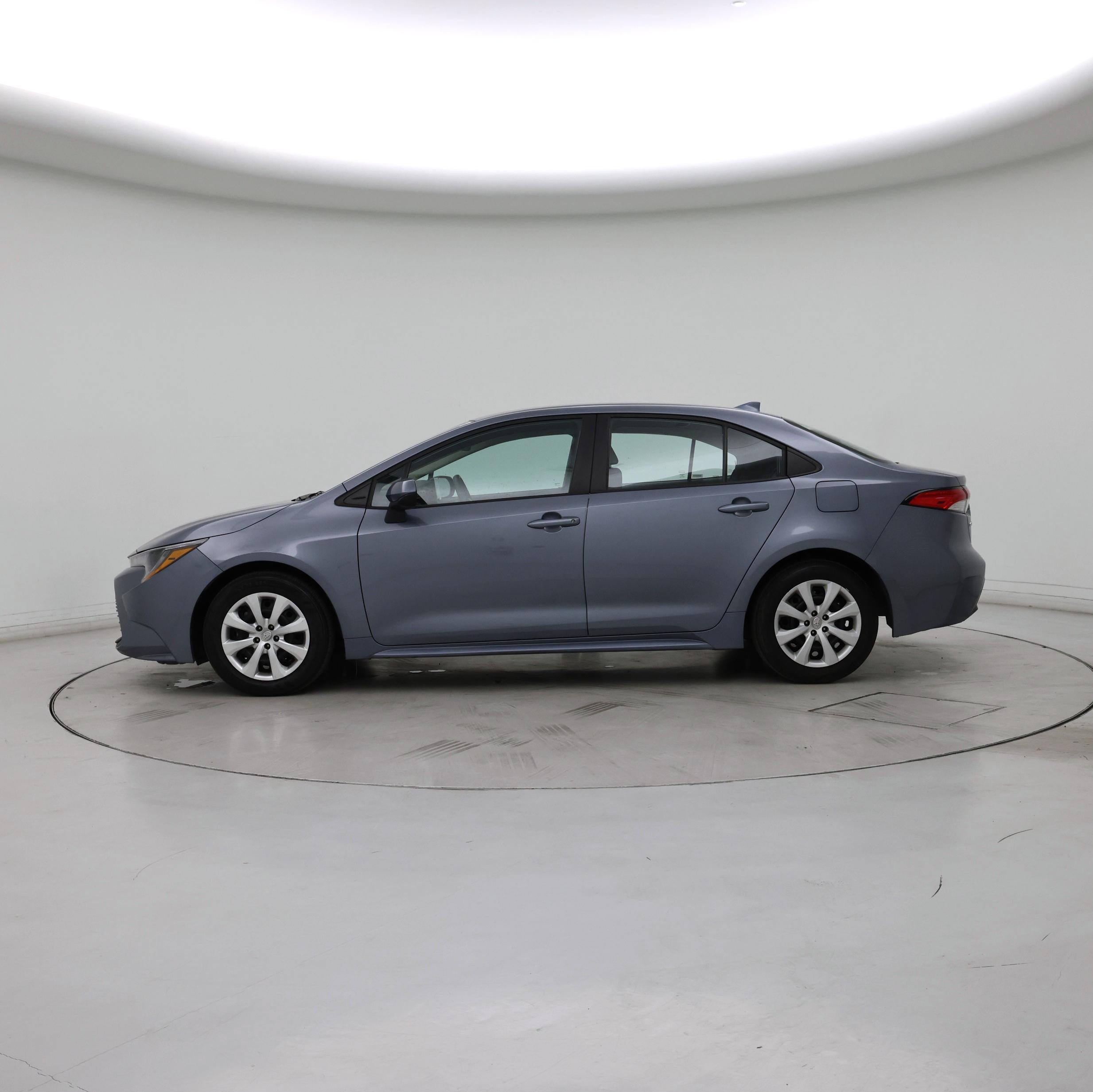 Thumbnail: 2024 Toyota Corolla - 3