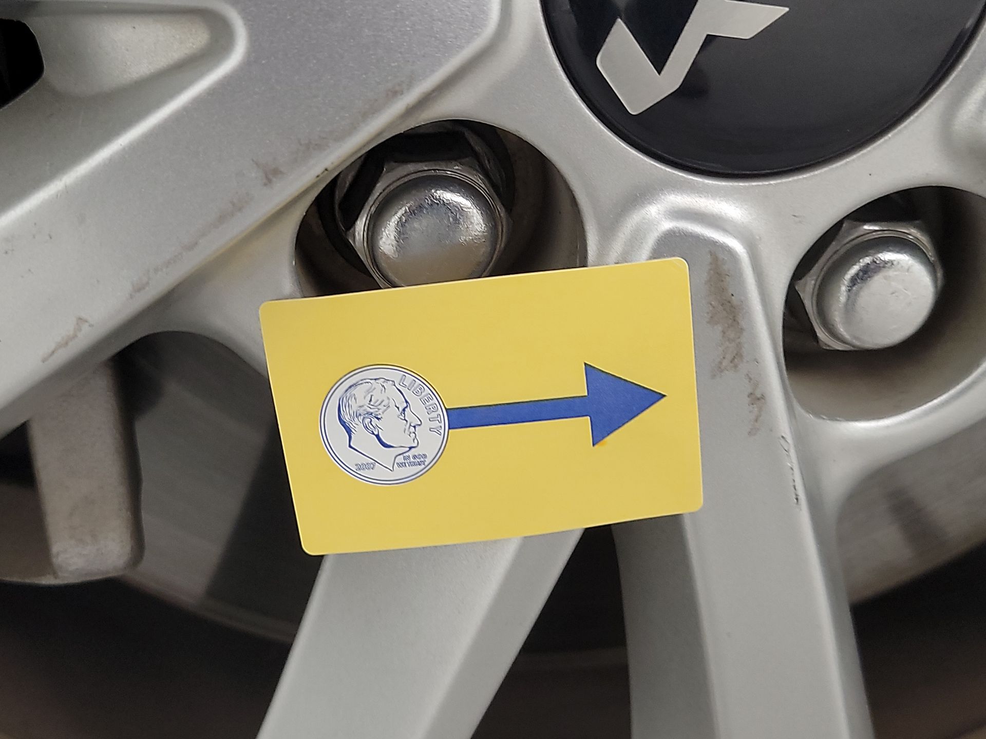 Thumbnail: 2023 Kia Carnival - 19