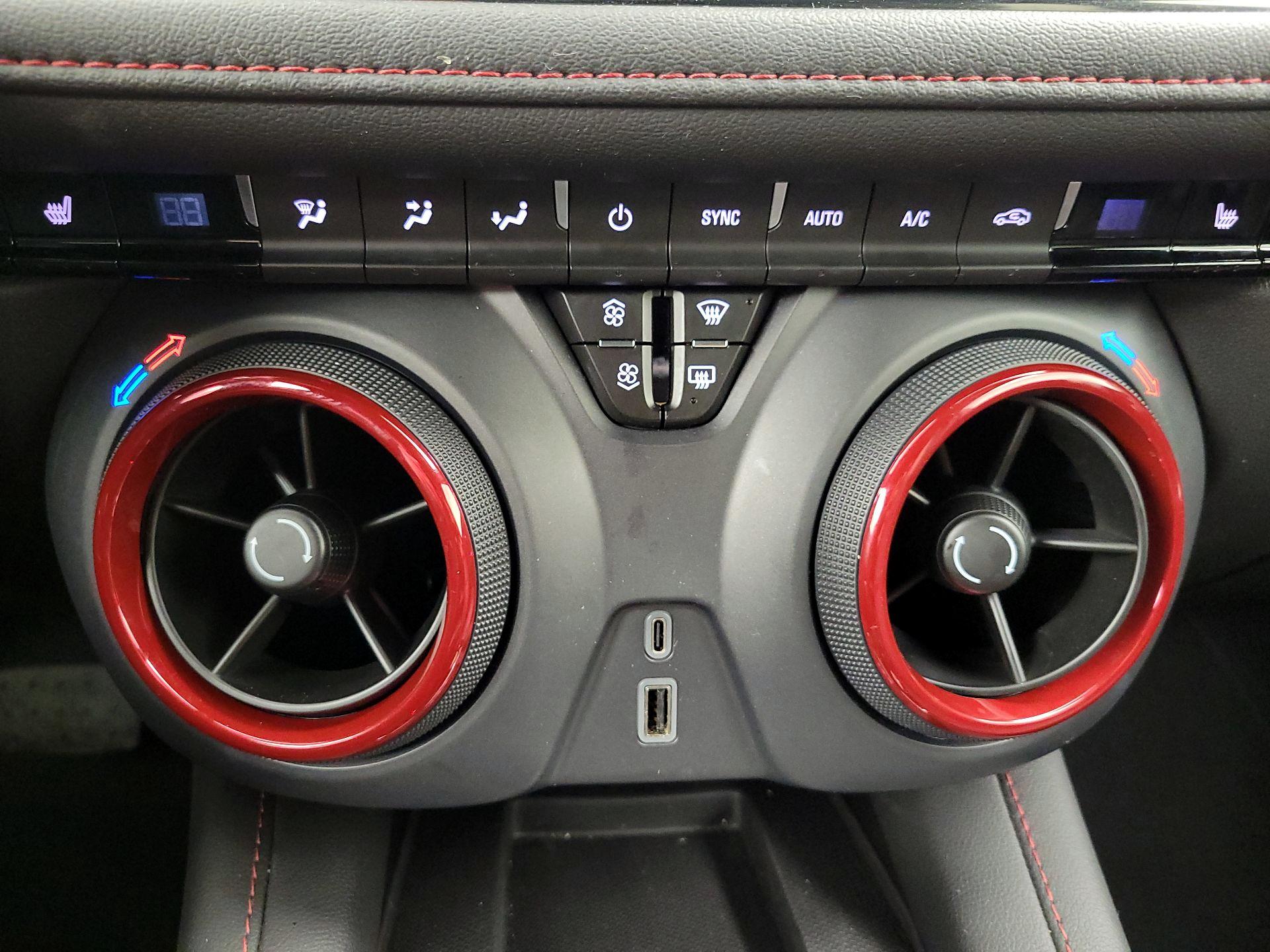 Thumbnail: 2025 Chevrolet Blazer - 16