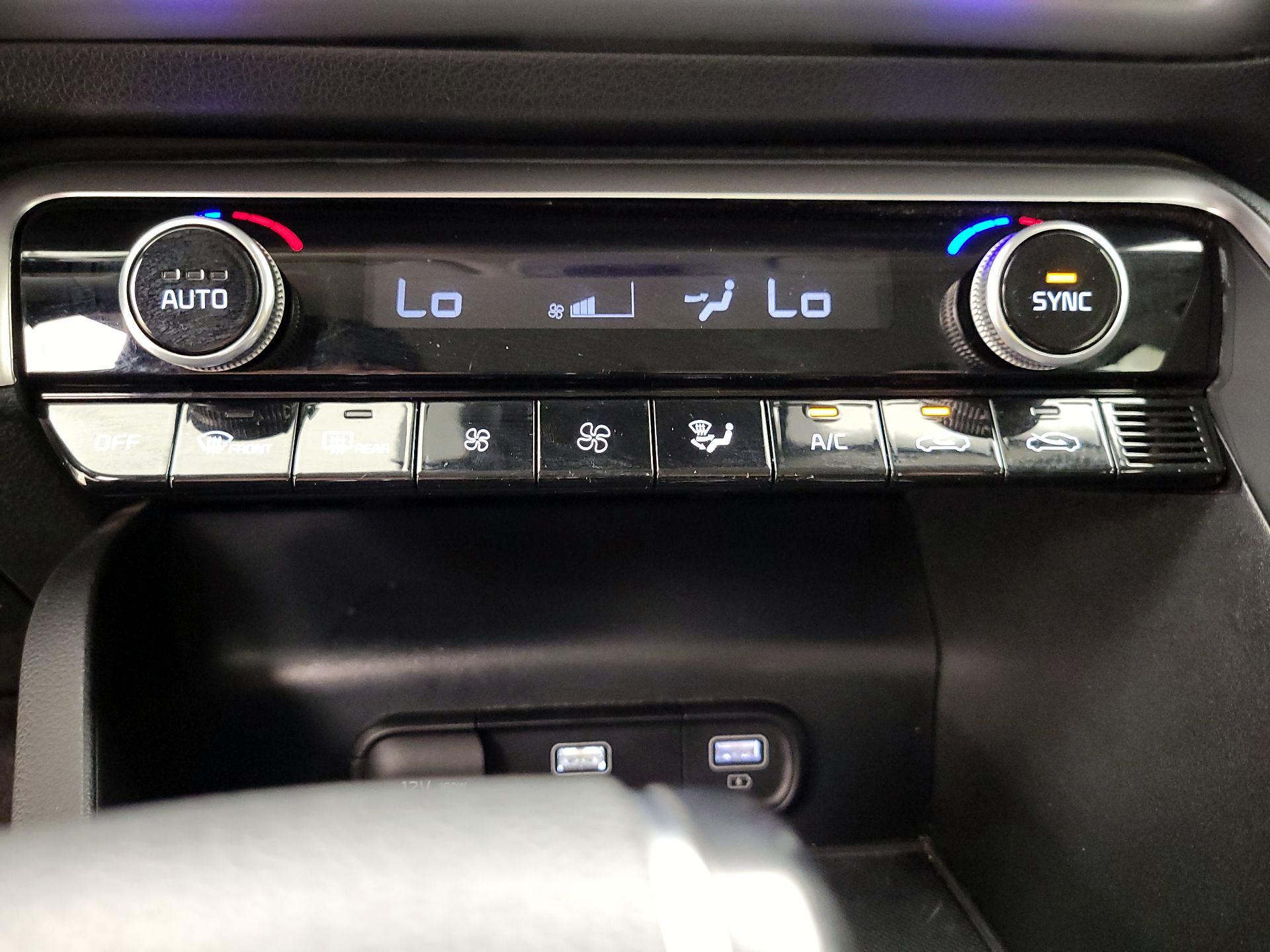 Thumbnail: 2023 Kia K5 - 16