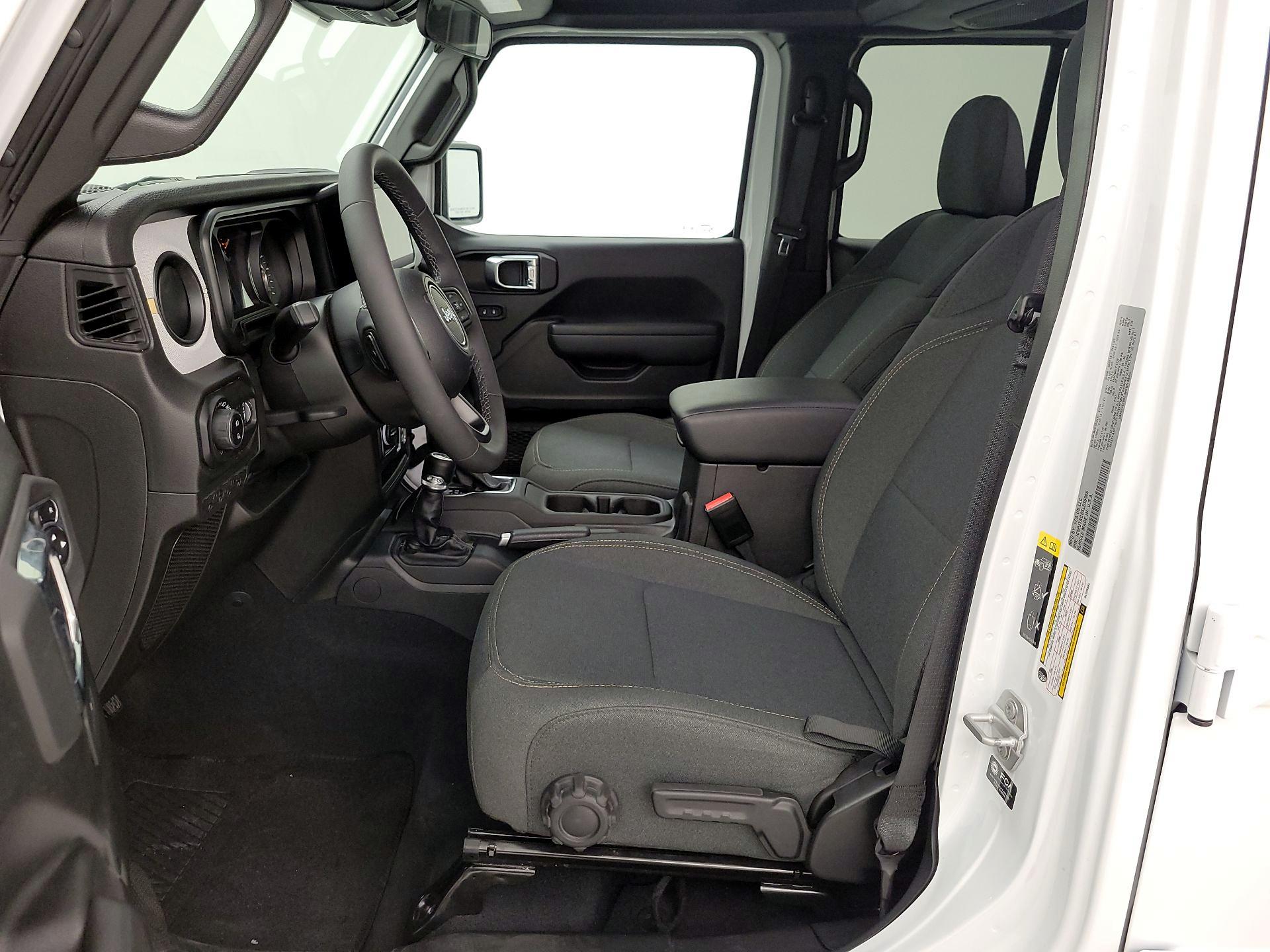 Thumbnail: 2025 Jeep Gladiator - 11