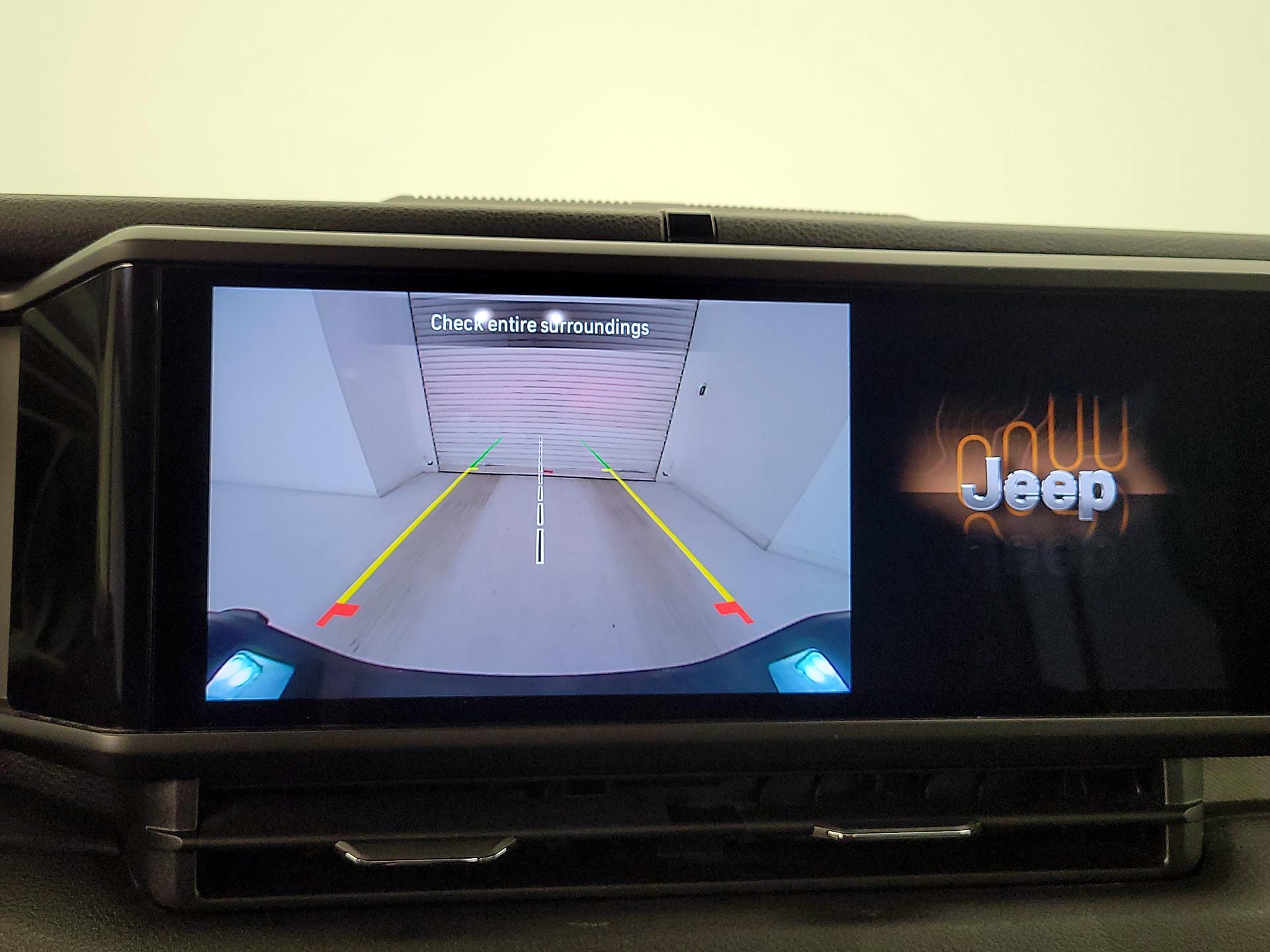 Thumbnail: 2025 Jeep Gladiator - 14