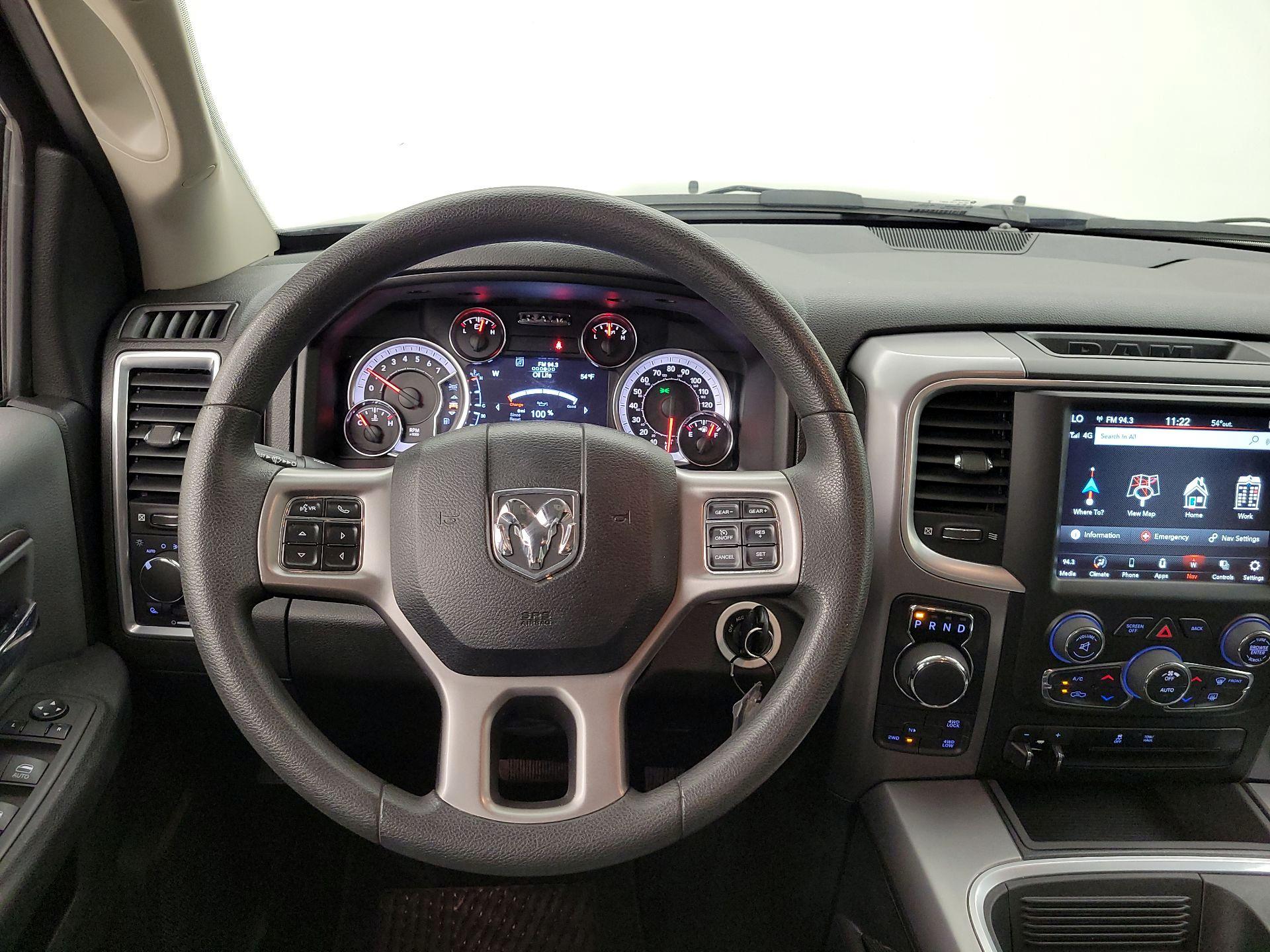 Thumbnail: 2023 RAM 1500 Classic - 10