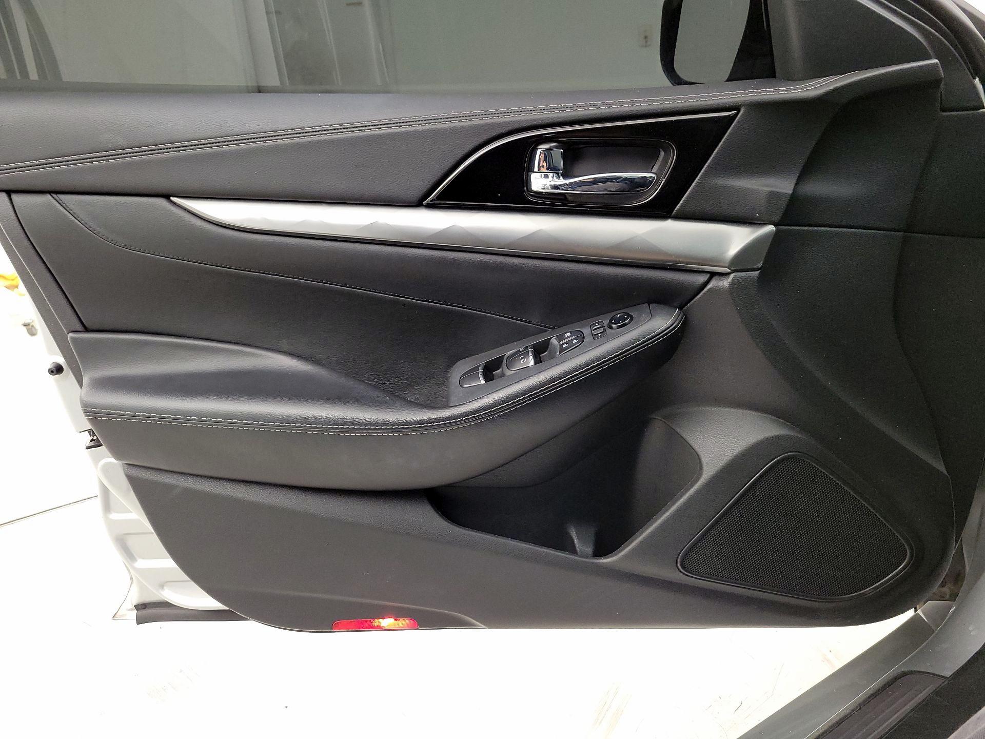 Thumbnail: 2022 Nissan Maxima - 12