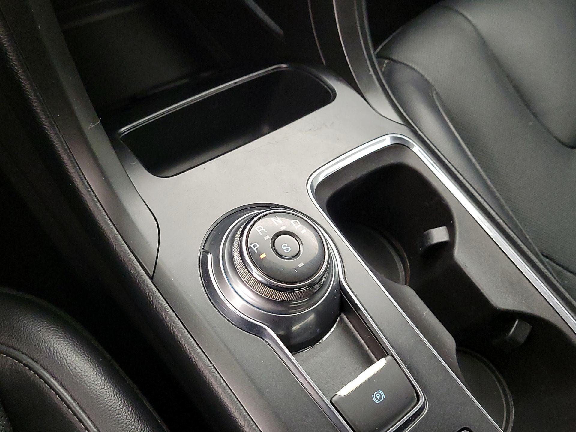 Thumbnail: 2019 Ford Fusion - 18