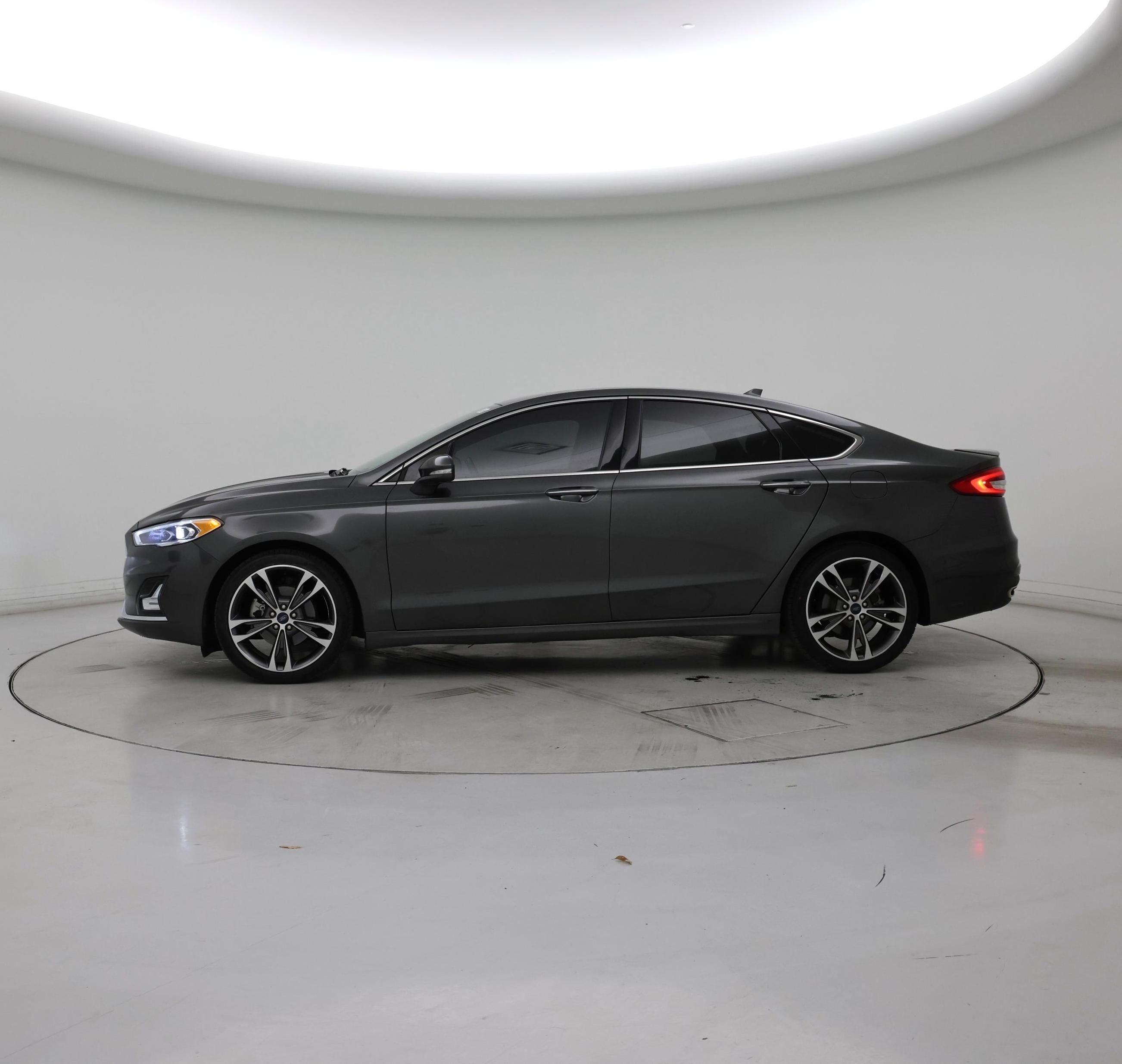 Thumbnail: 2019 Ford Fusion - 3