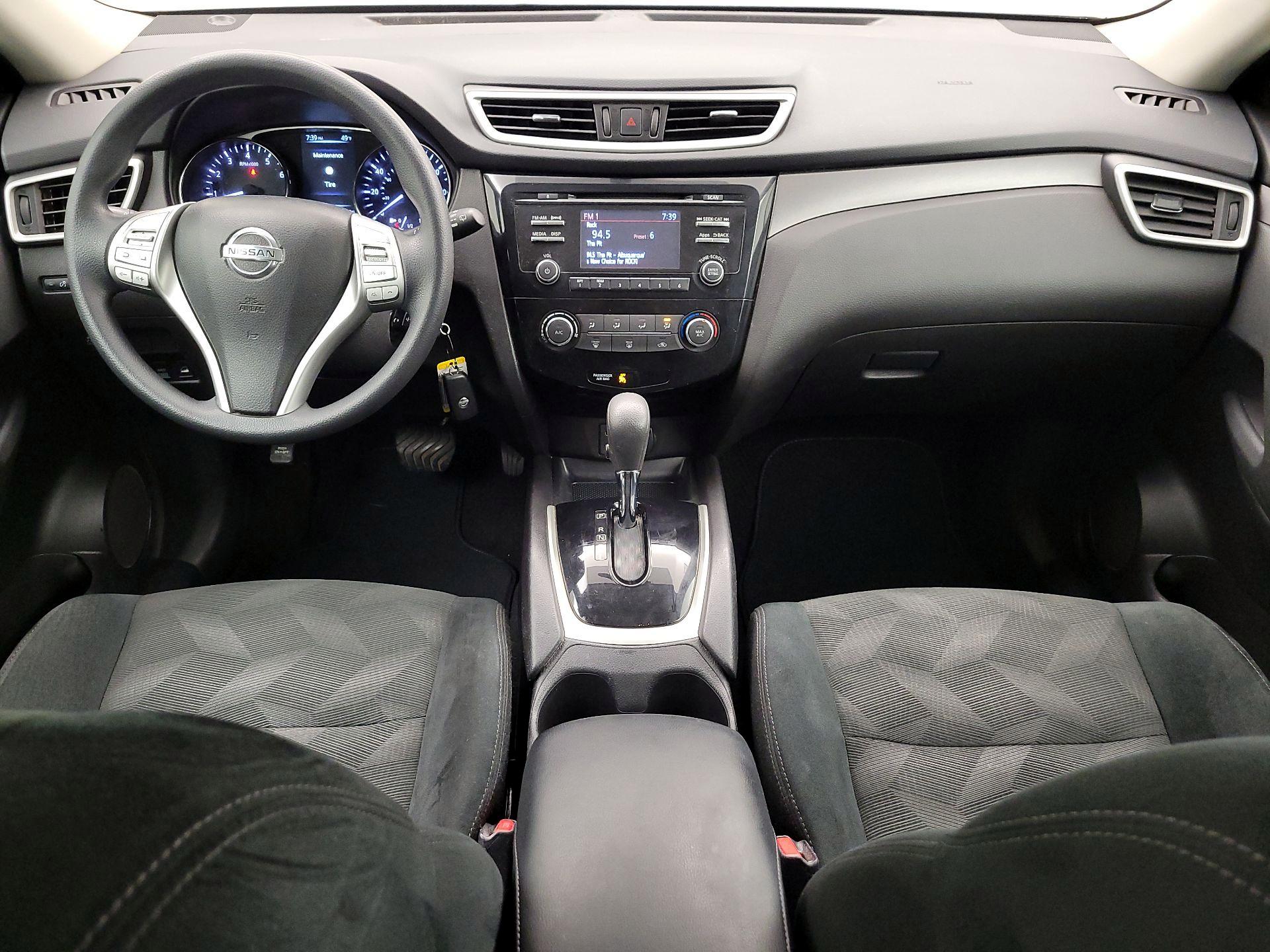 Thumbnail: 2016 Nissan Rogue - 9