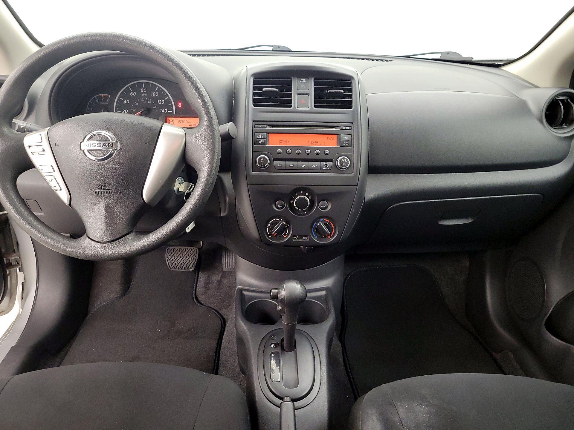 Thumbnail: 2015 Nissan Versa - 9