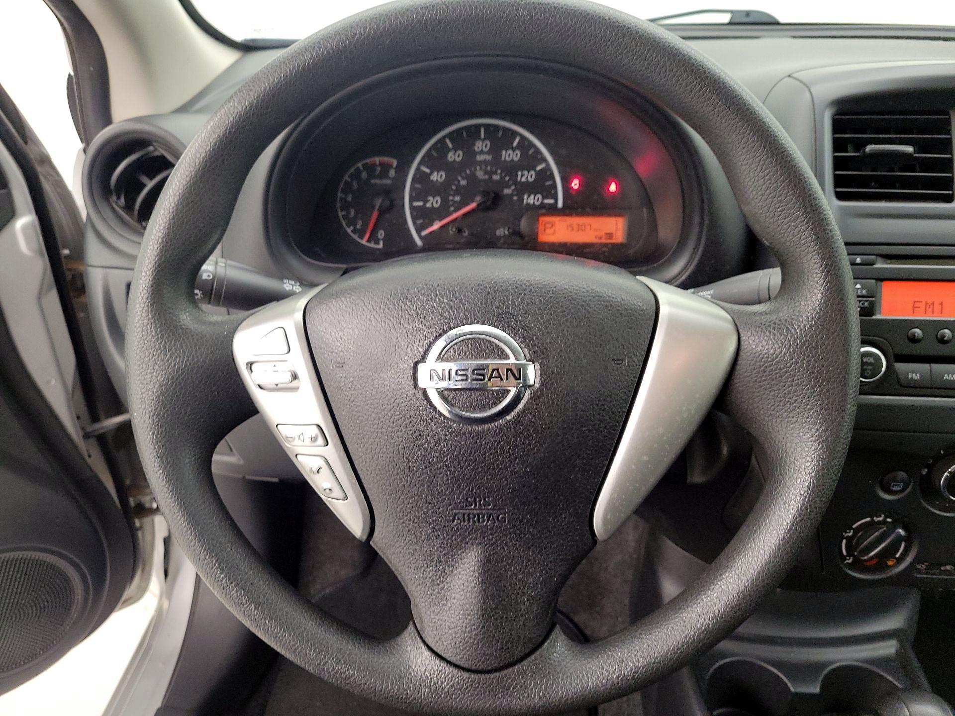 Thumbnail: 2015 Nissan Versa - 10