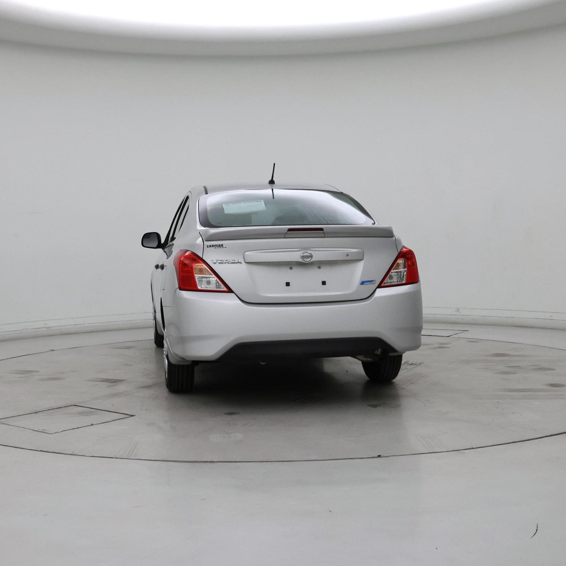 Thumbnail: 2015 Nissan Versa - 6