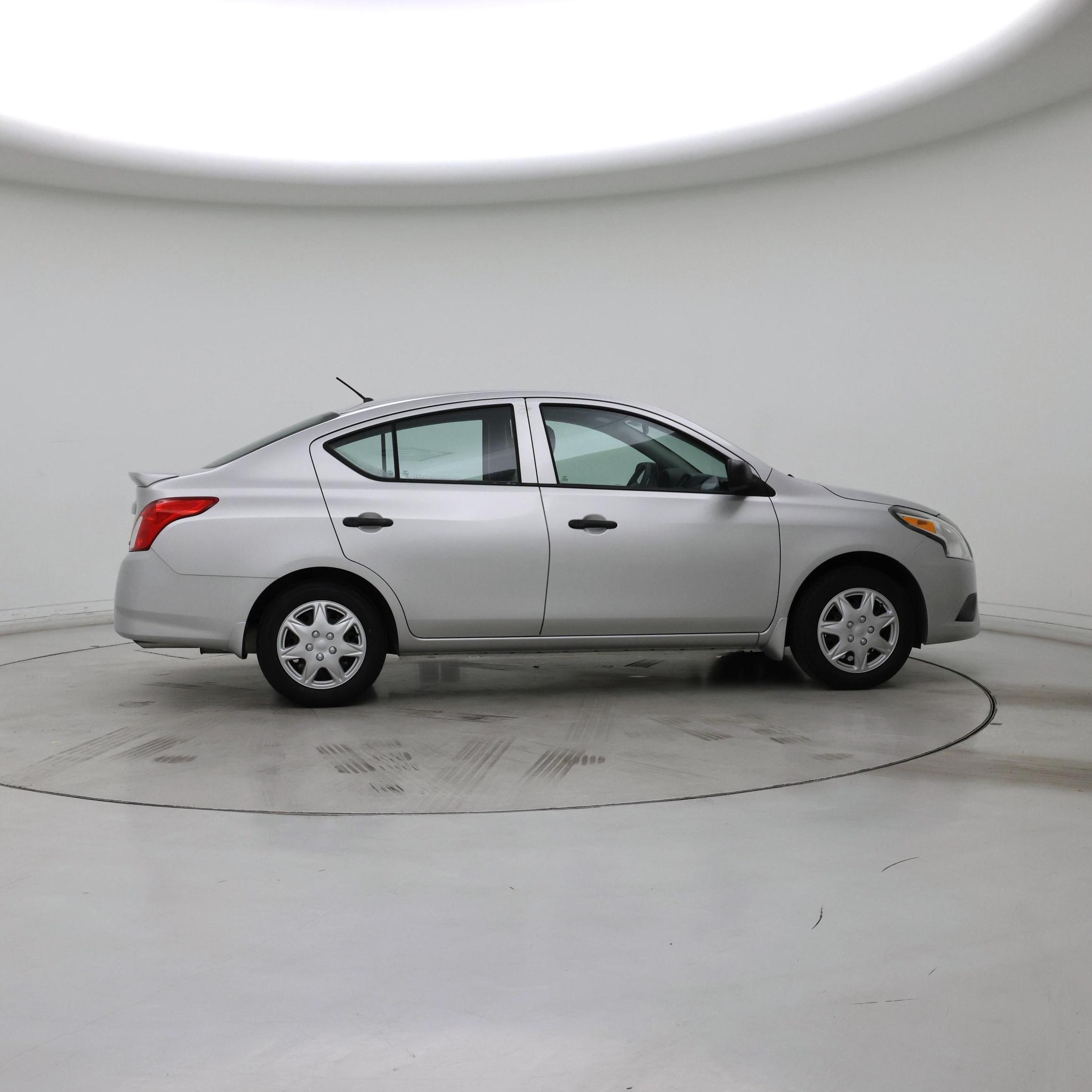 Thumbnail: 2015 Nissan Versa - 7