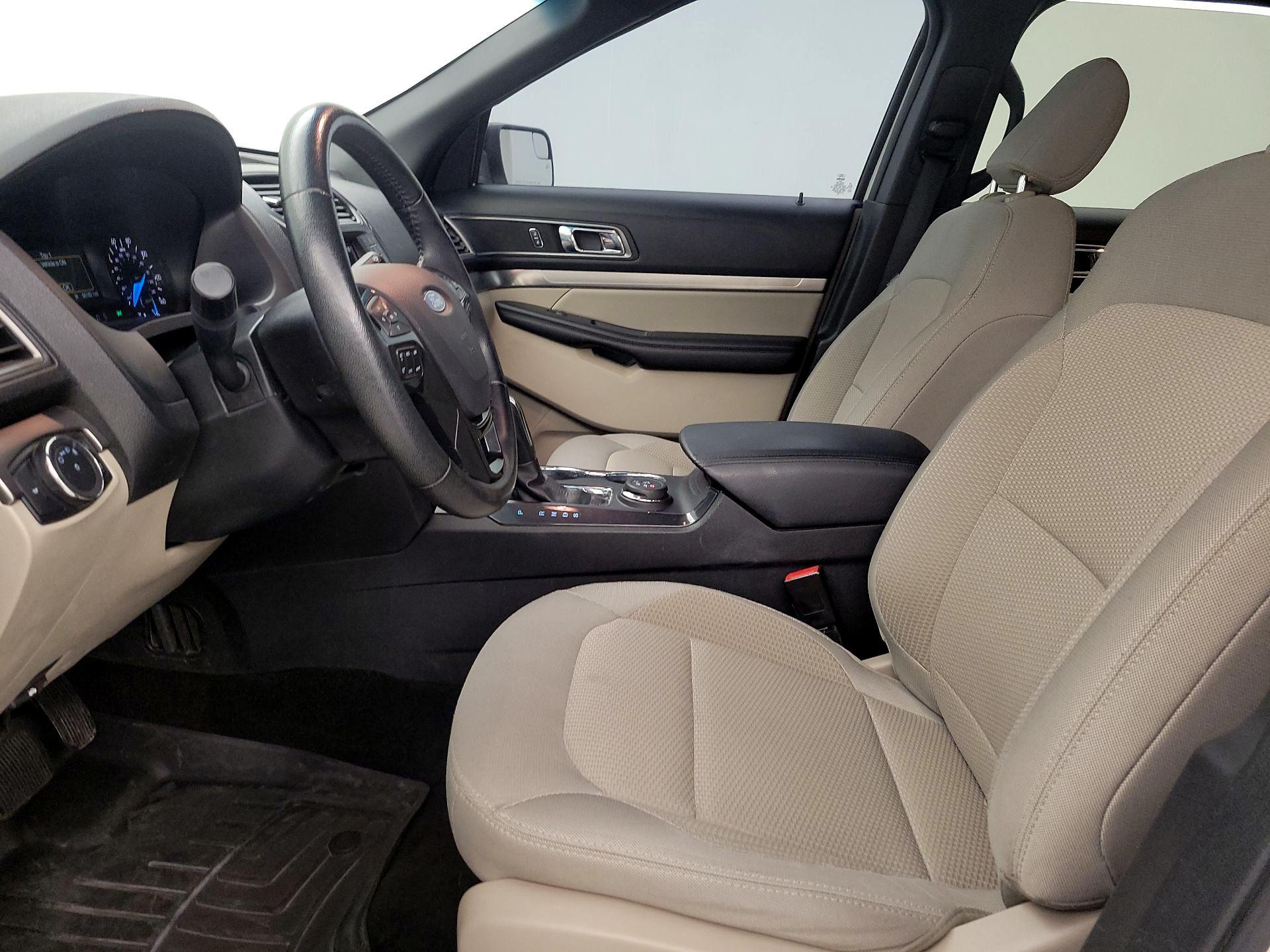 Thumbnail: 2018 Ford Explorer - 11