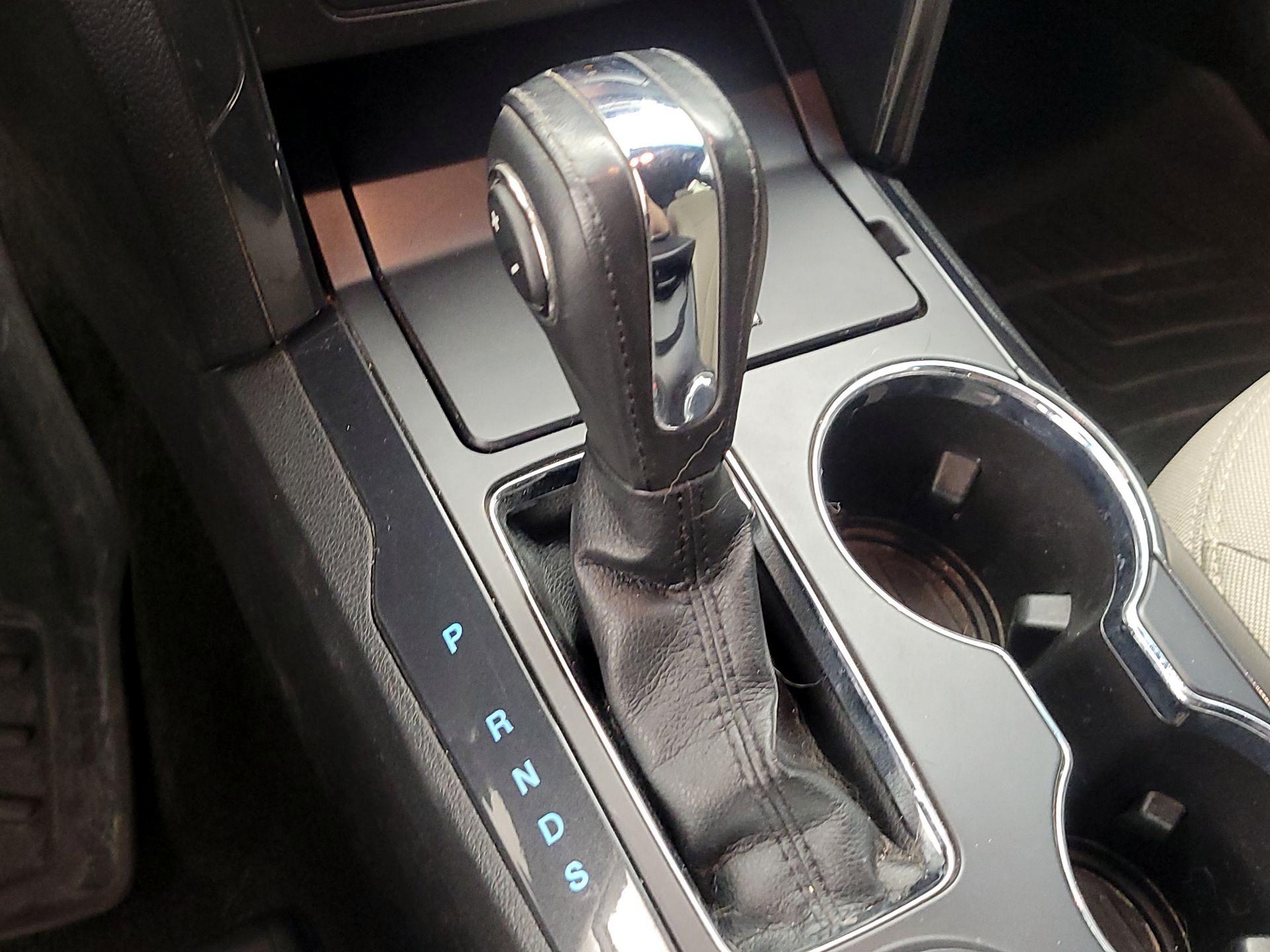 Thumbnail: 2018 Ford Explorer - 16