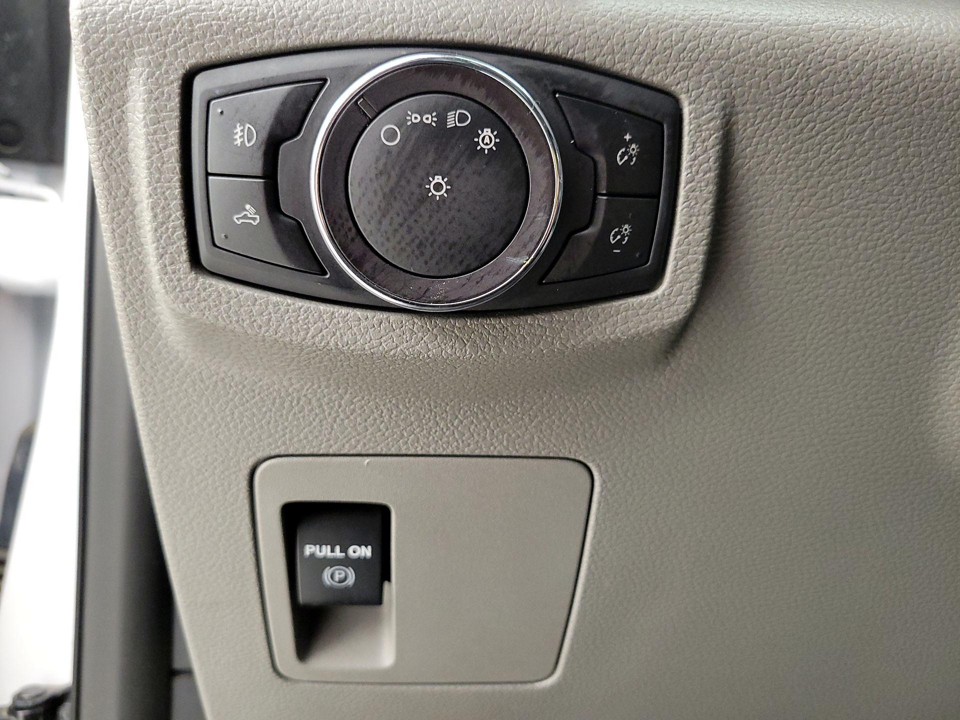 Thumbnail: 2019 Ford F-150 - 13