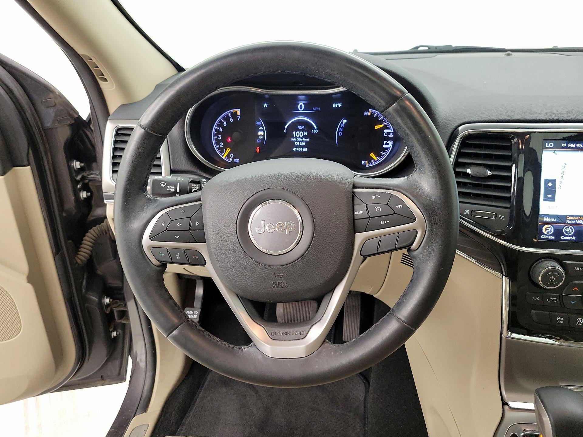 Thumbnail: 2020 Jeep Grand Cherokee - 10