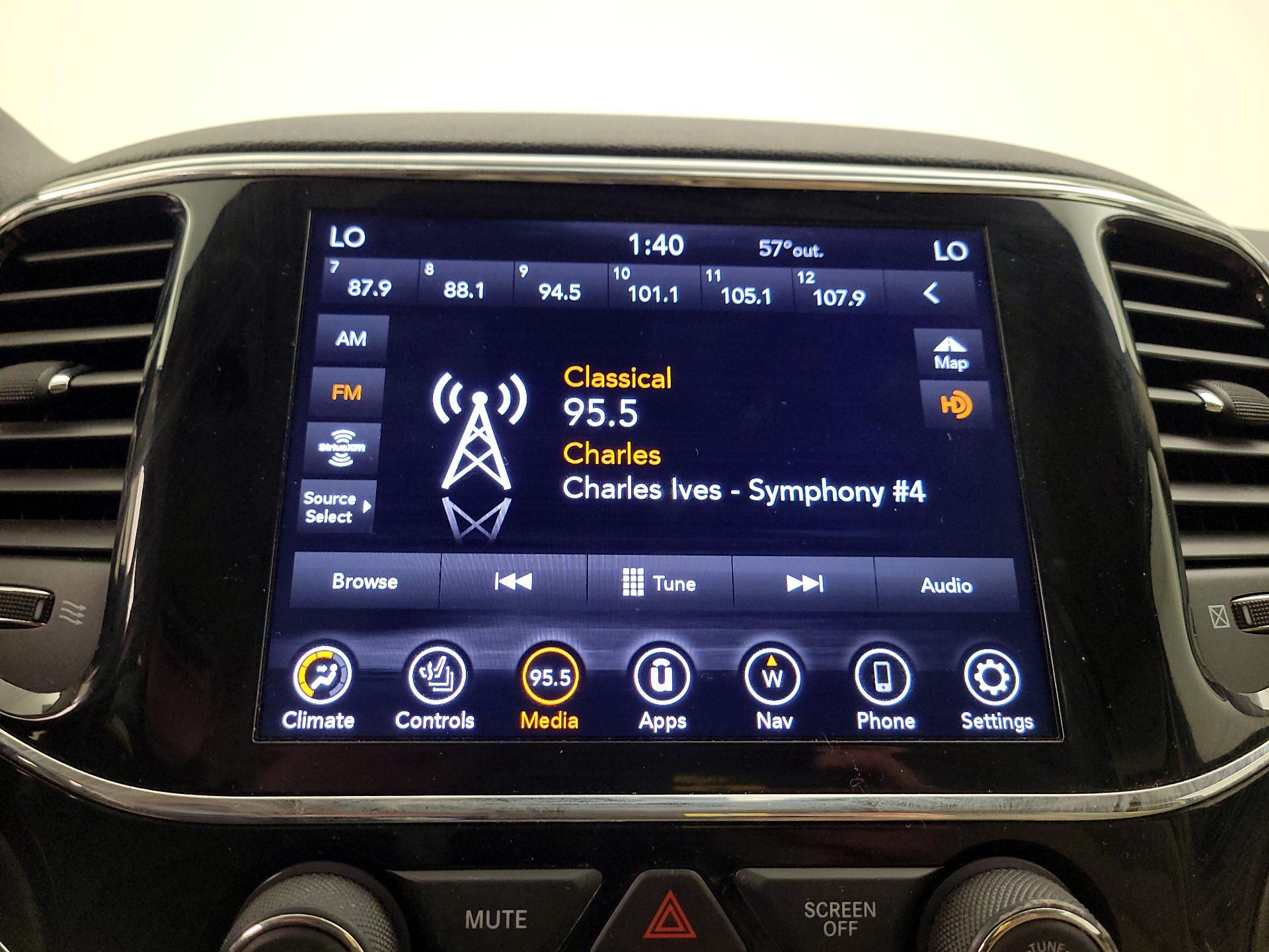 Thumbnail: 2020 Jeep Grand Cherokee - 16