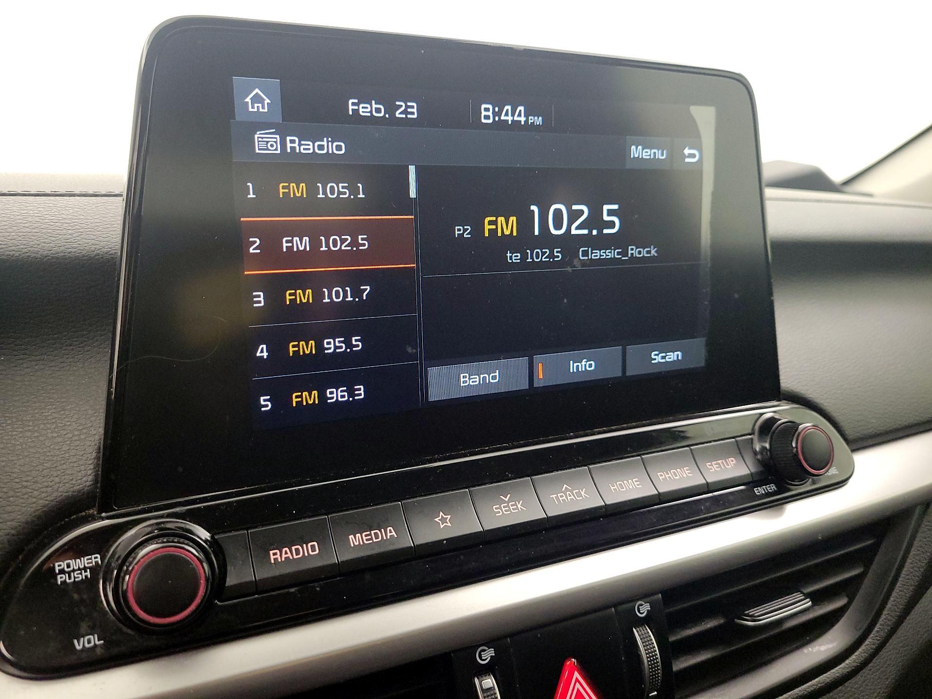 Thumbnail: 2020 Kia Forte - 15