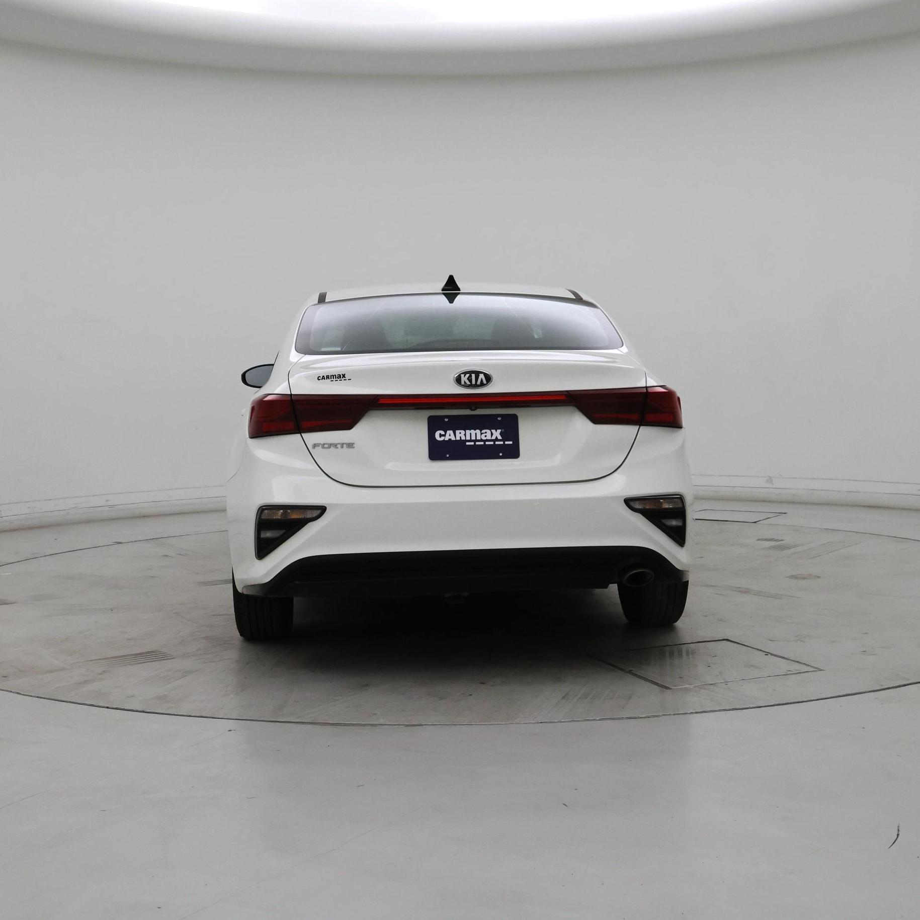 Thumbnail: 2020 Kia Forte - 6