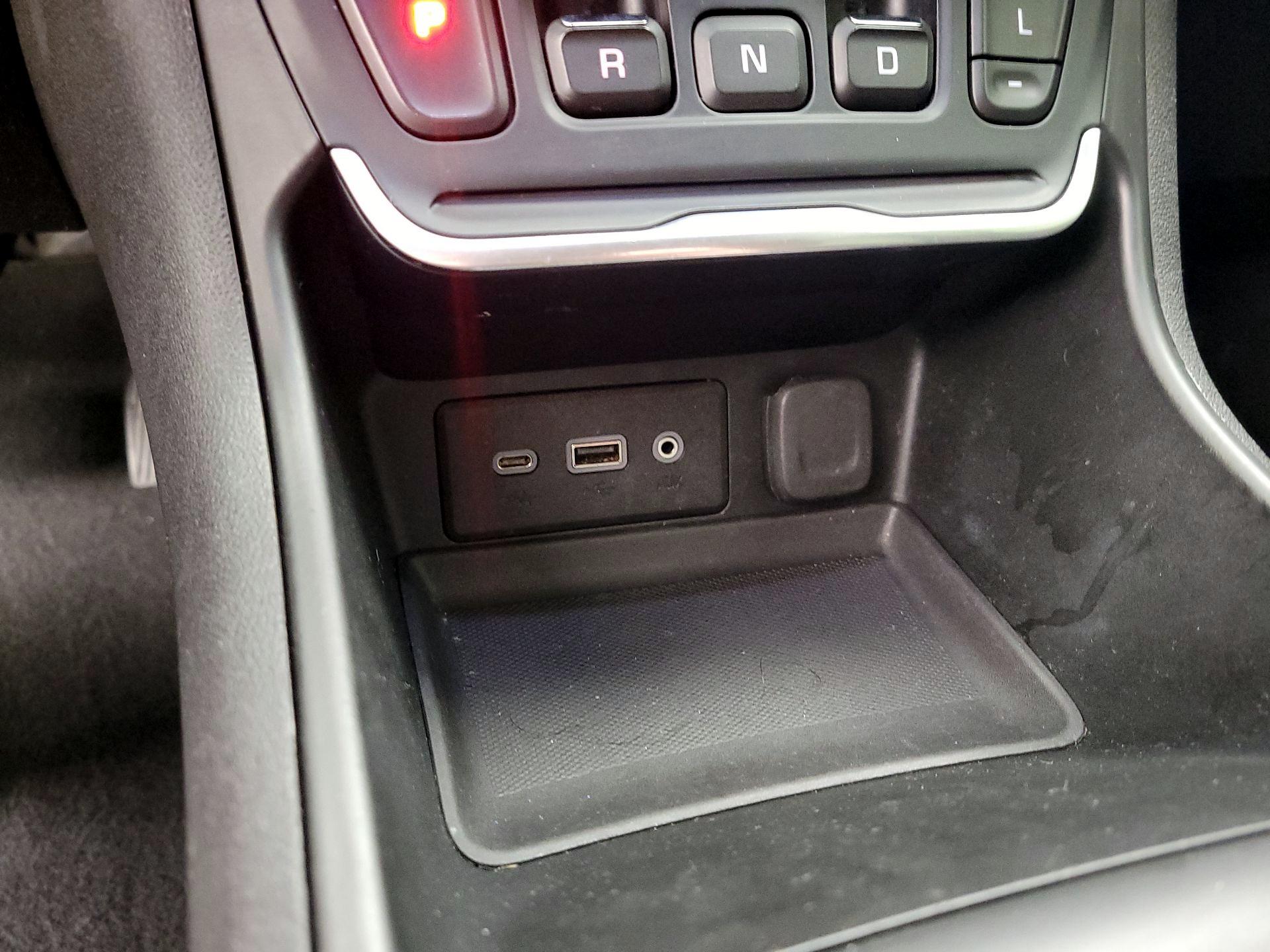 Thumbnail: 2018 GMC Terrain - 17