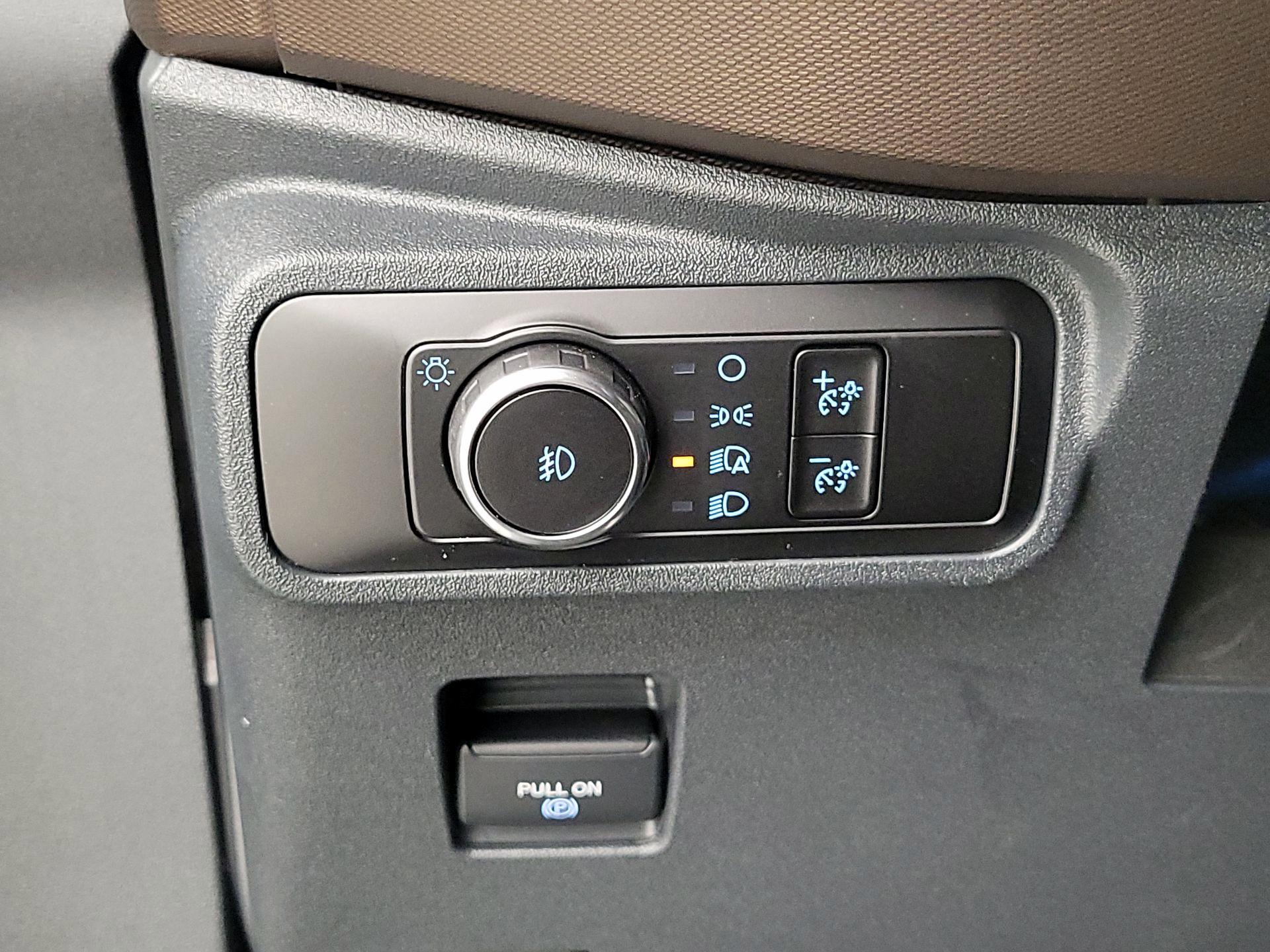 Thumbnail: 2023 Ford Bronco - 13