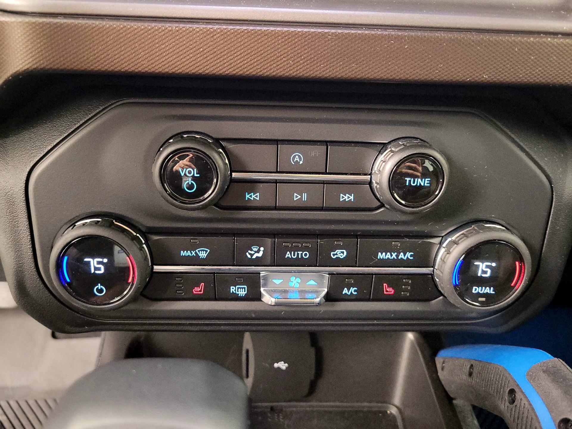 Thumbnail: 2023 Ford Bronco - 17