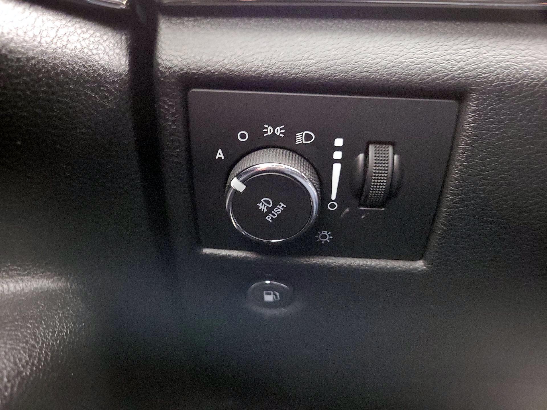 Thumbnail: 2021 Jeep Grand Cherokee - 13