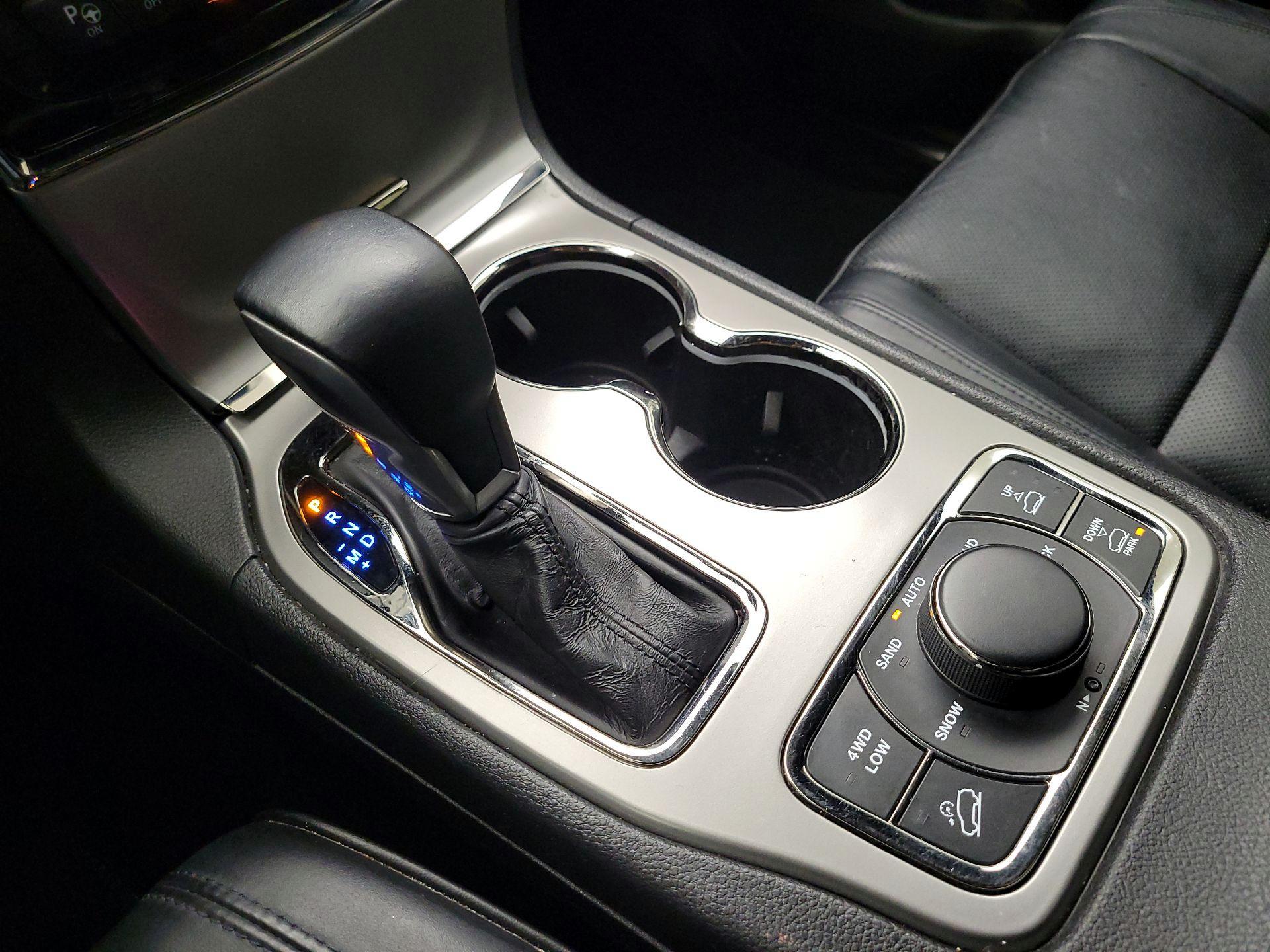 Thumbnail: 2021 Jeep Grand Cherokee - 18