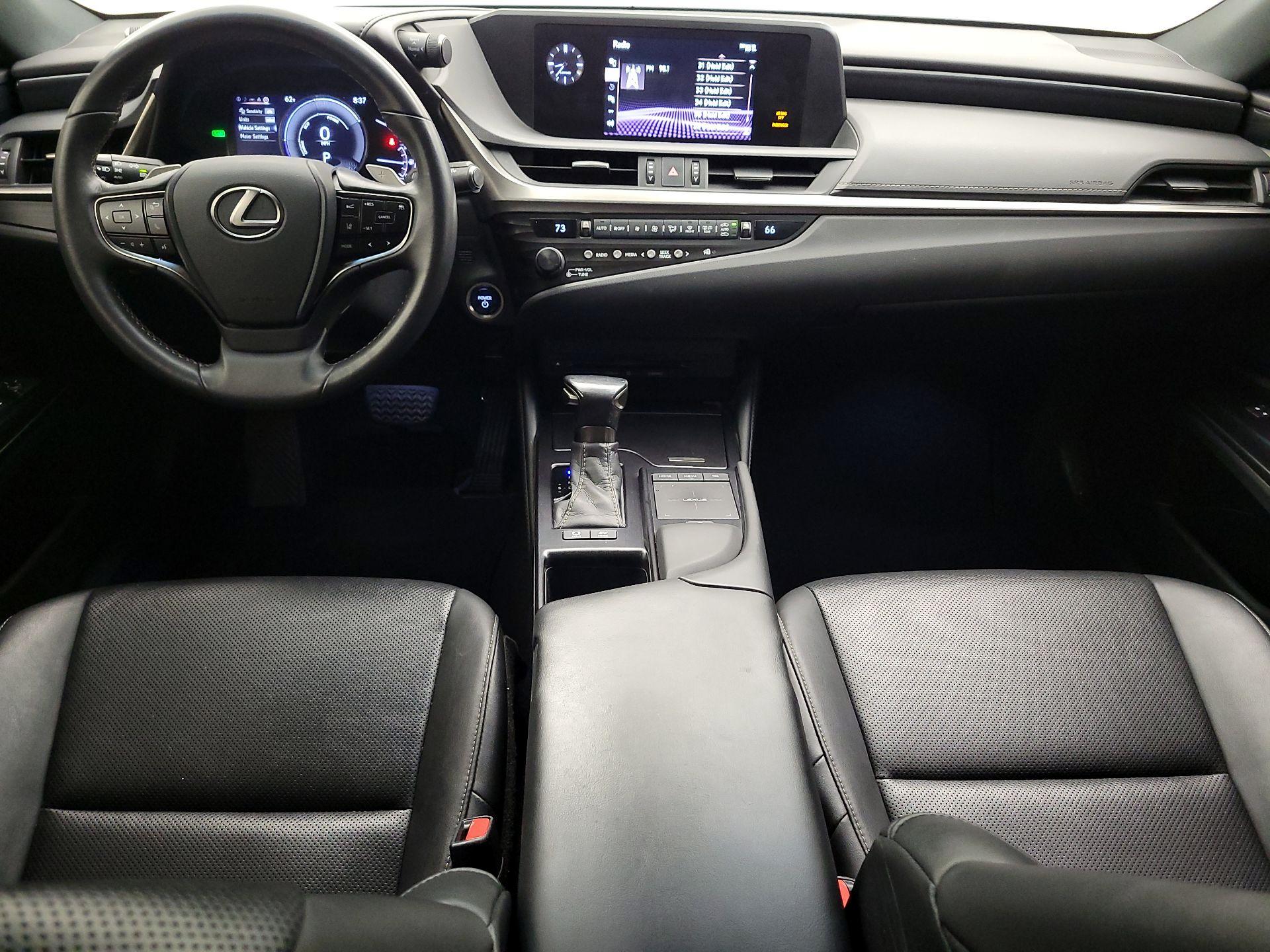 Thumbnail: 2020 Lexus ES - 9