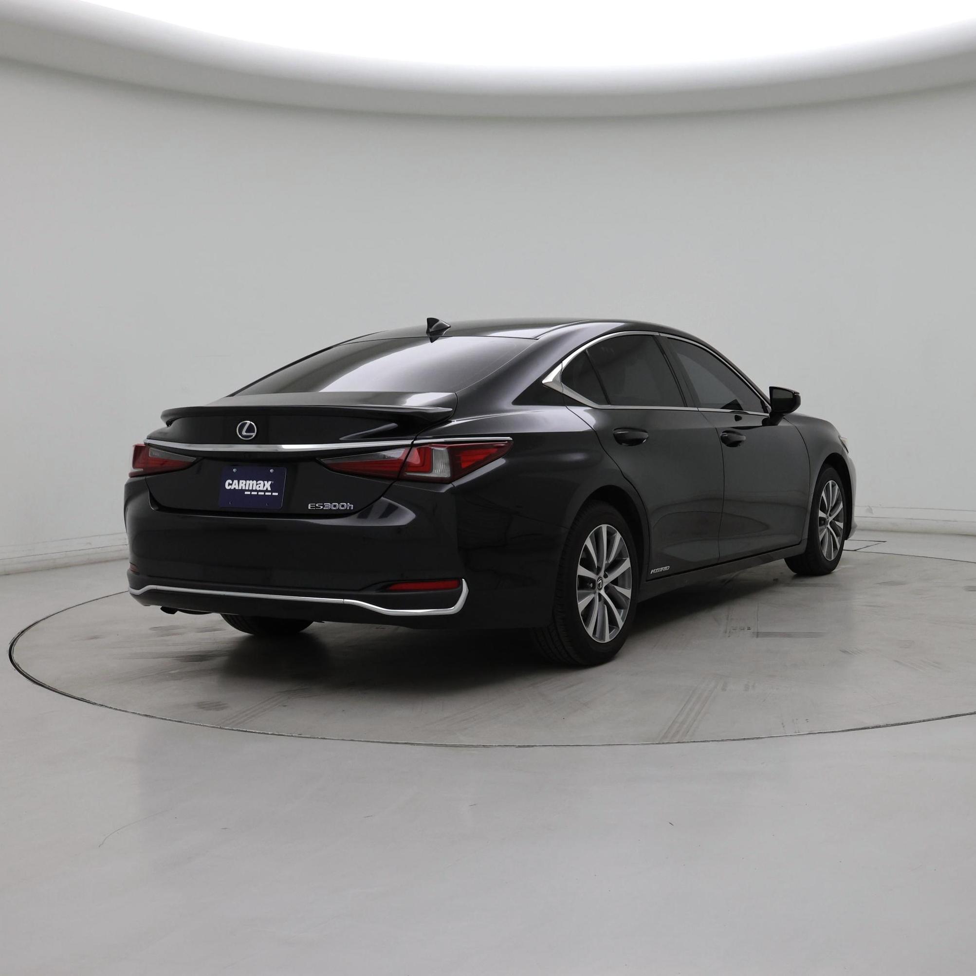 Thumbnail: 2020 Lexus ES - 8