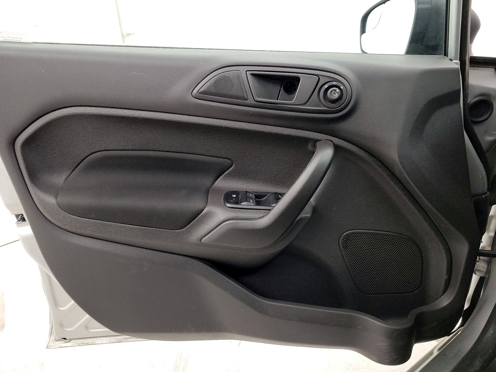 Thumbnail: 2019 Ford Fiesta - 12