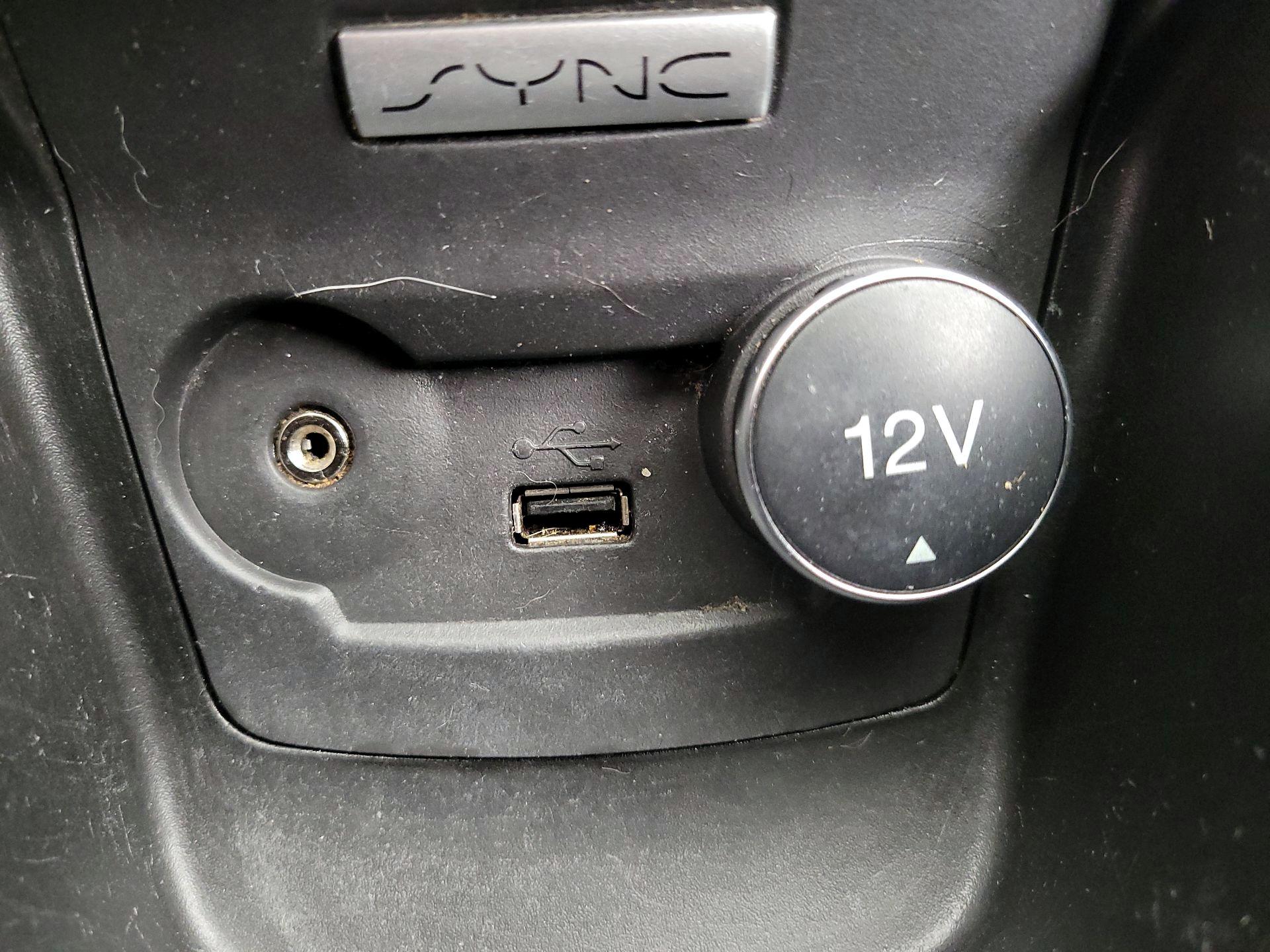 Thumbnail: 2019 Ford Fiesta - 18