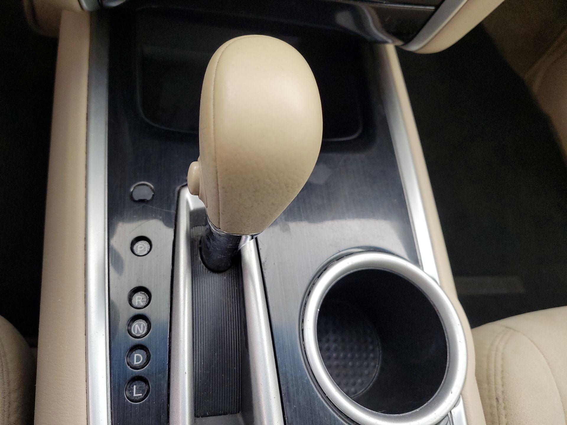 Thumbnail: 2015 Nissan Pathfinder - 15