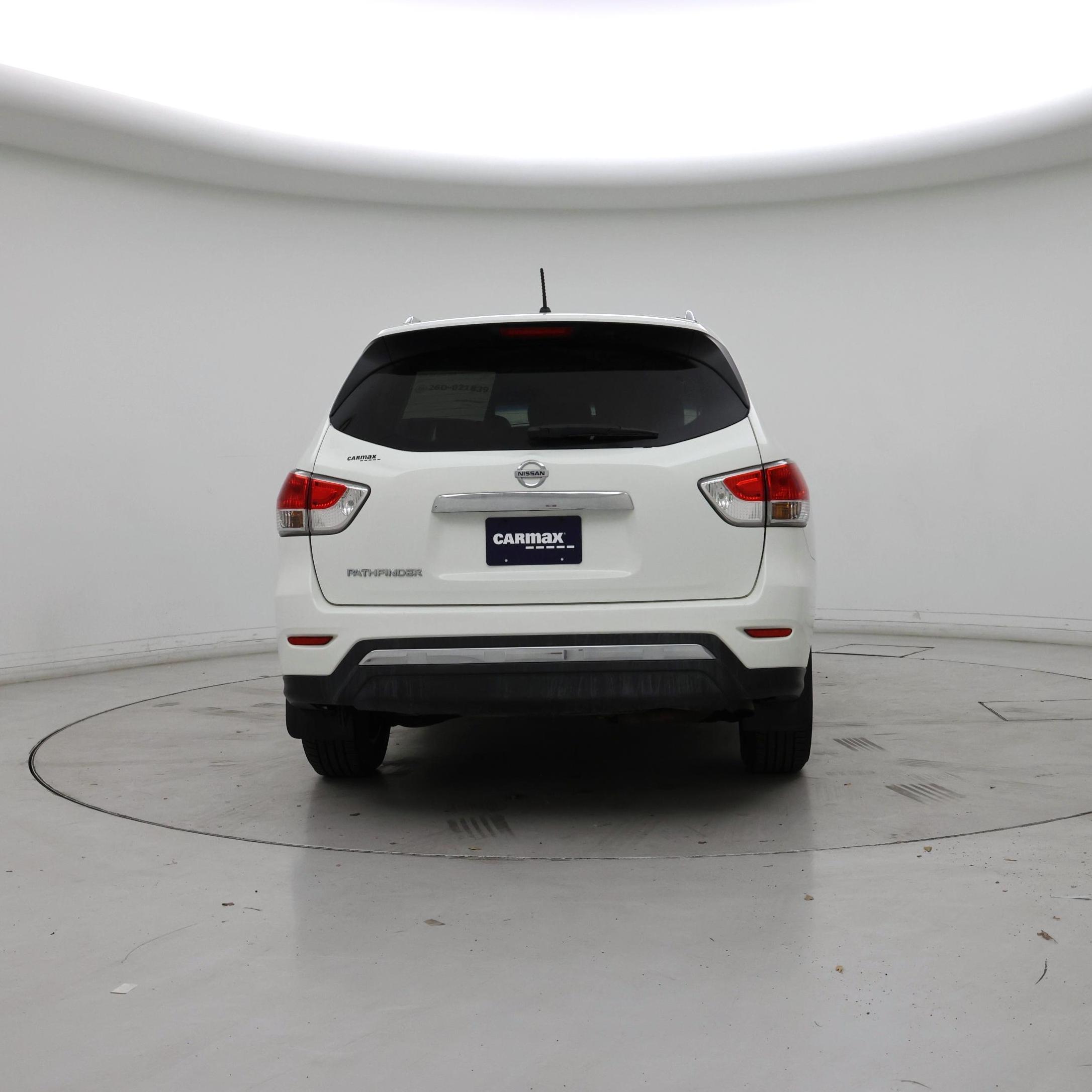 Thumbnail: 2015 Nissan Pathfinder - 6