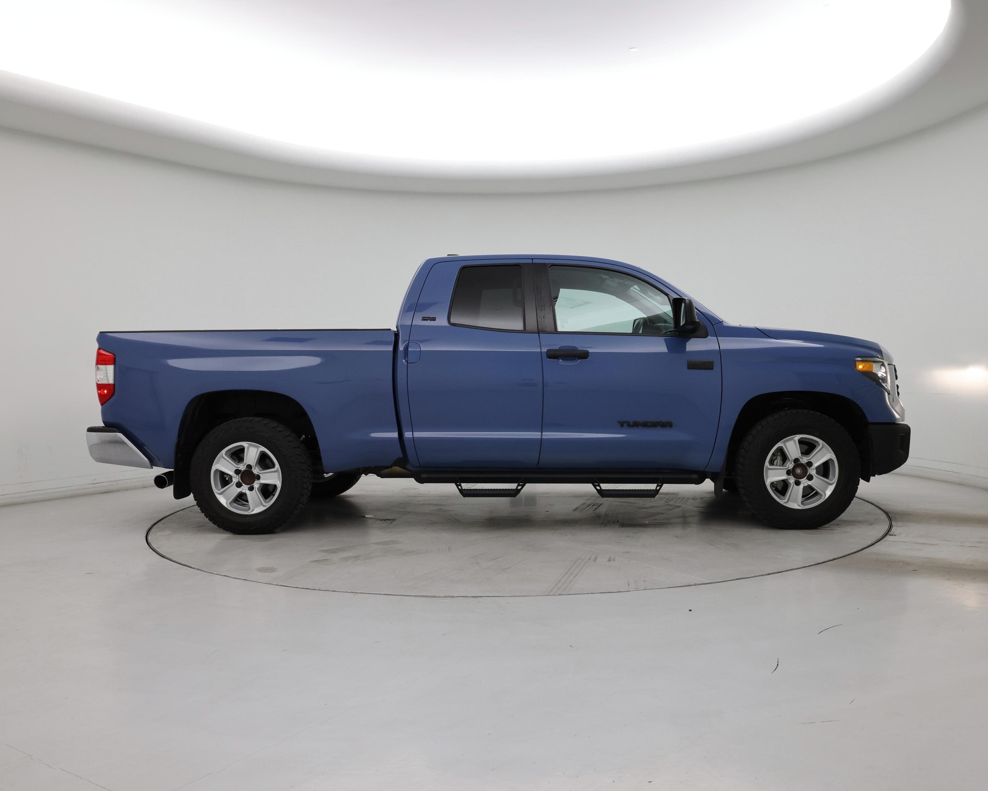 Thumbnail: 2021 Toyota Tundra - 7