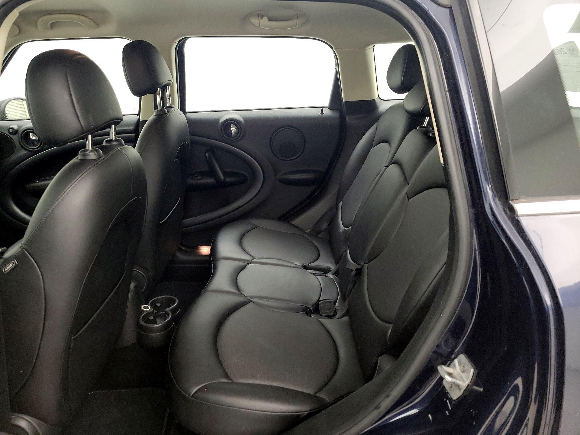 Thumbnail: 2015 MINI Cooper Countryman - 17