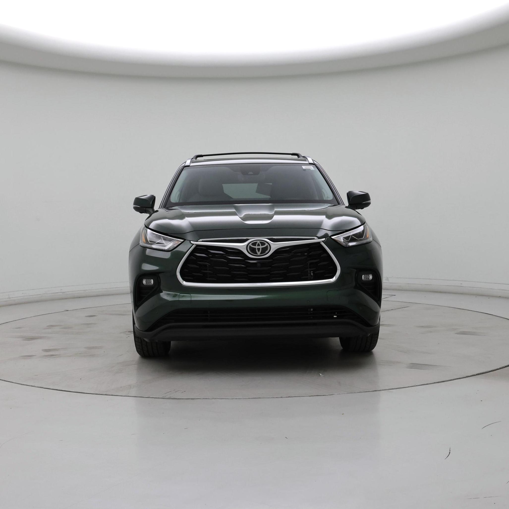 Thumbnail: 2023 Toyota Highlander - 5