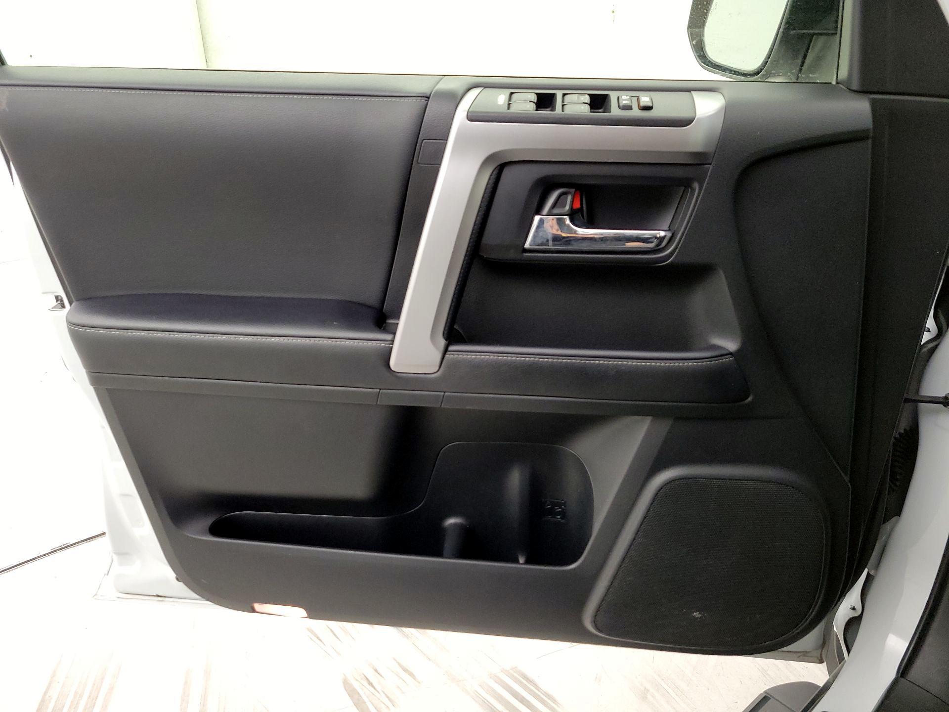 Thumbnail: 2024 Toyota 4Runner - 12