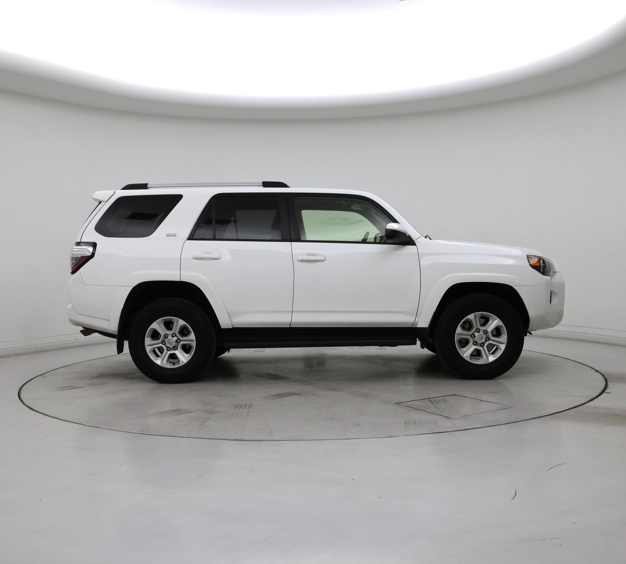 Thumbnail: 2024 Toyota 4Runner - 7
